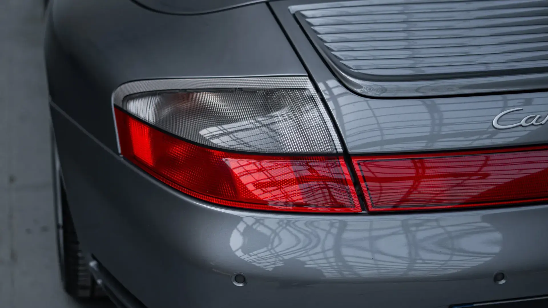 Porsche 911 — photo 34