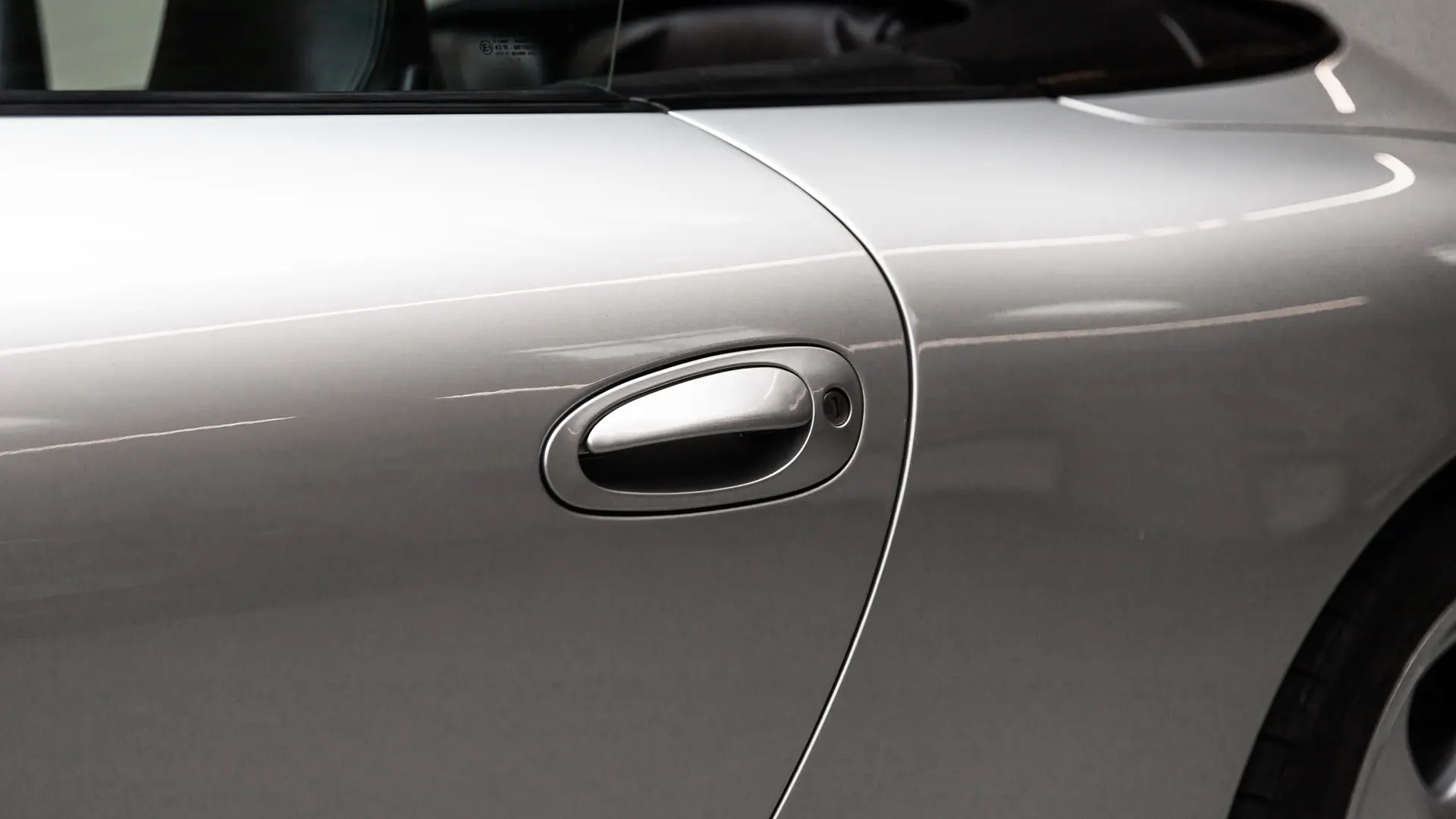 Porsche 911 — photo 40