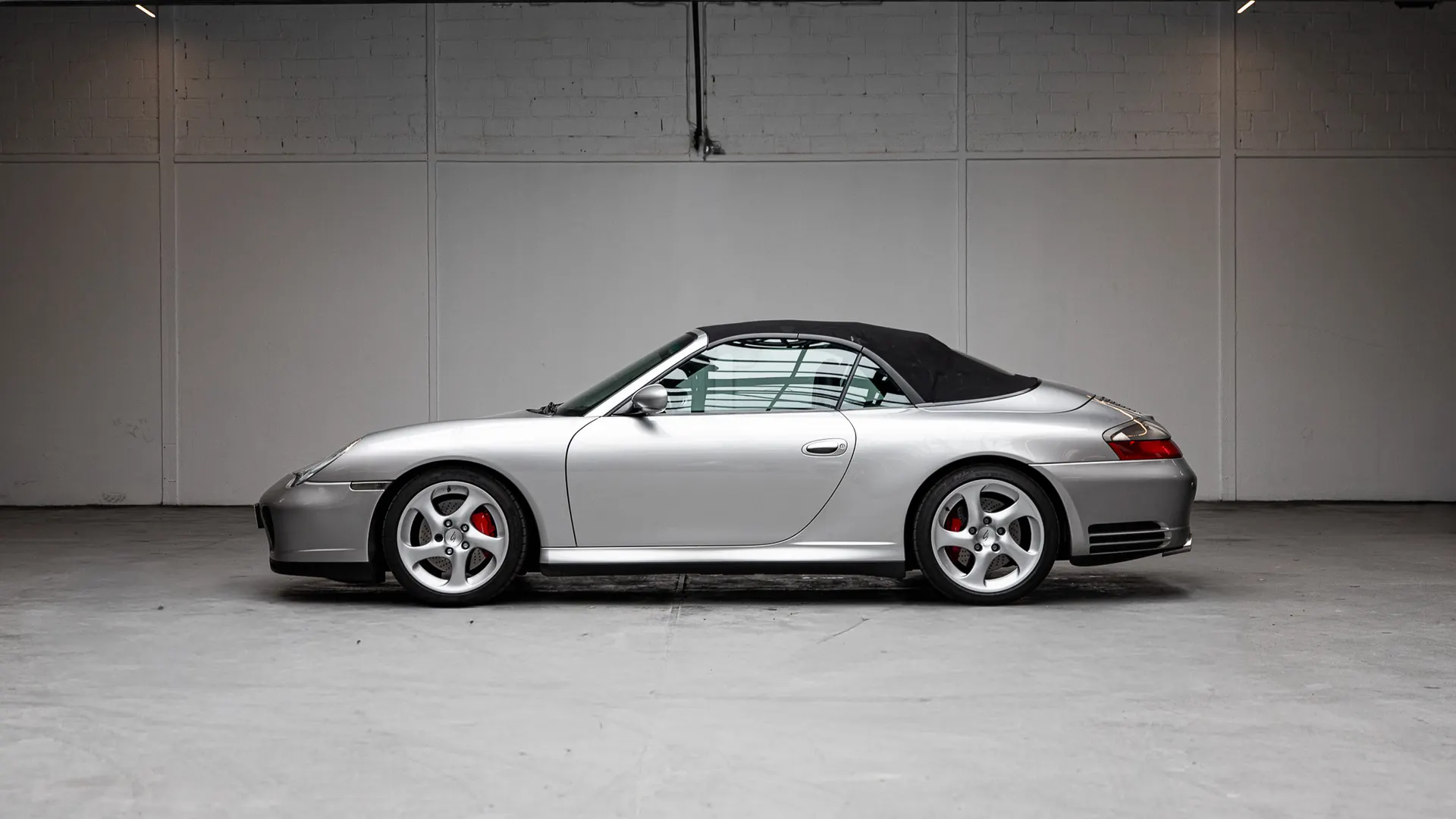 Porsche 911 — photo 8