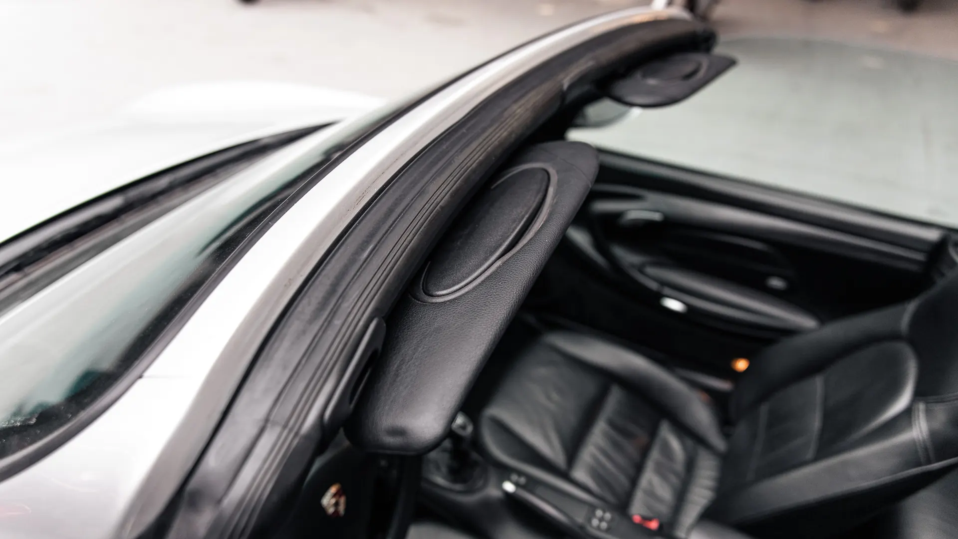 Porsche 911 — photo 22