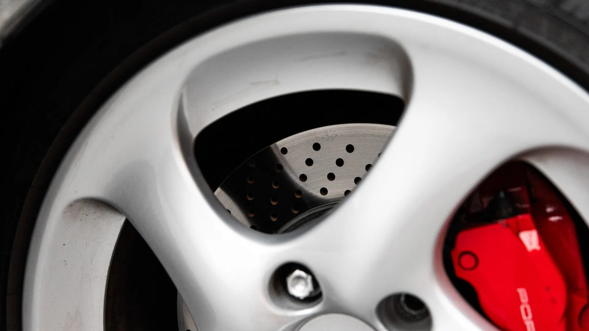 Porsche 911 — photo 34