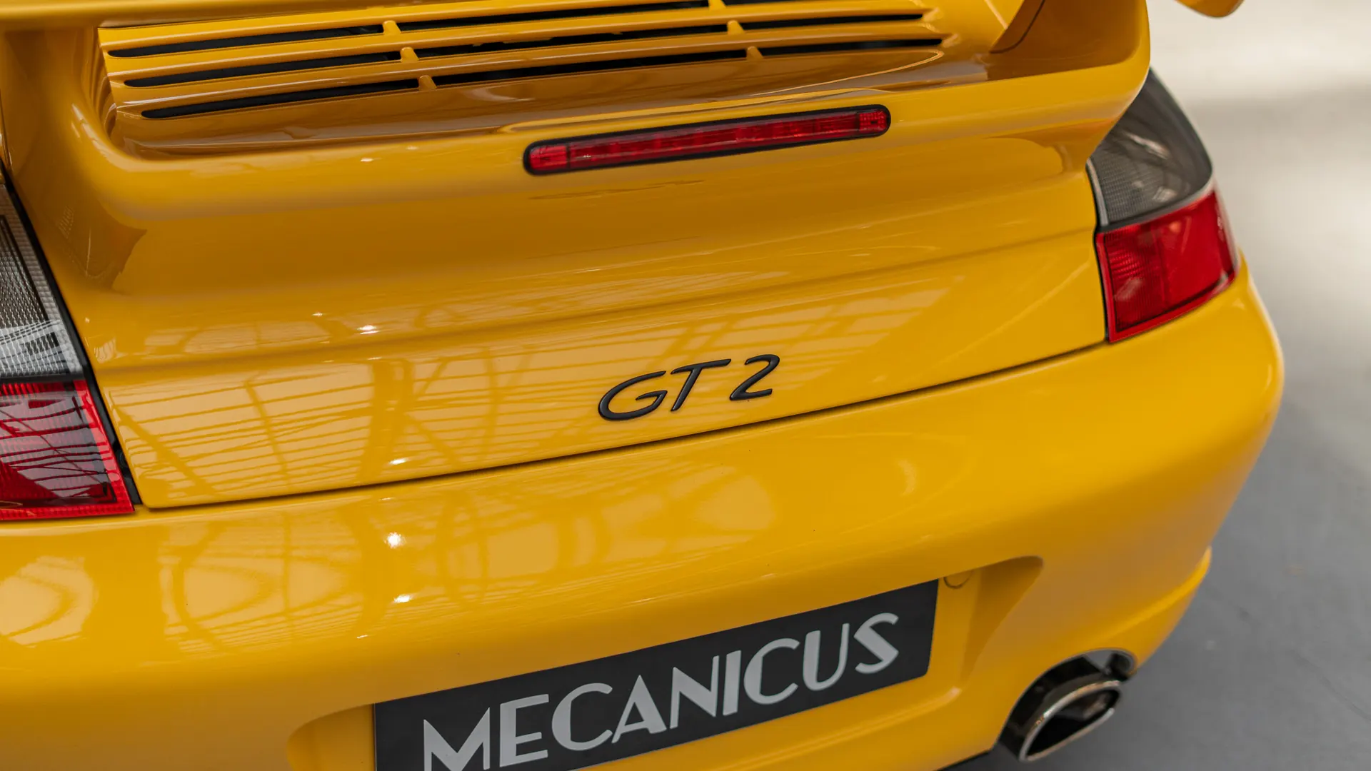 Porsche 911 — photo 44