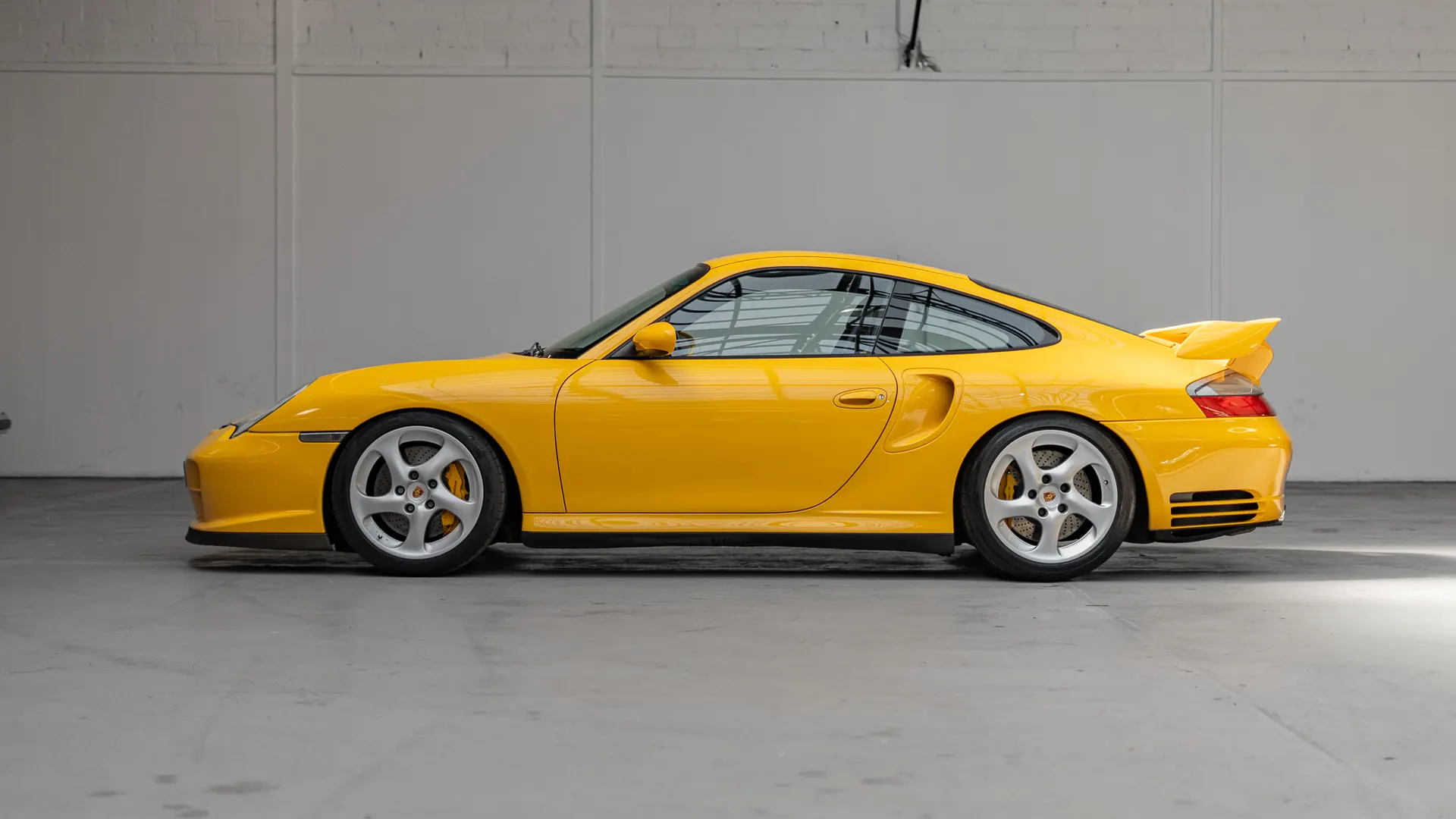Porsche 911 — photo 5
