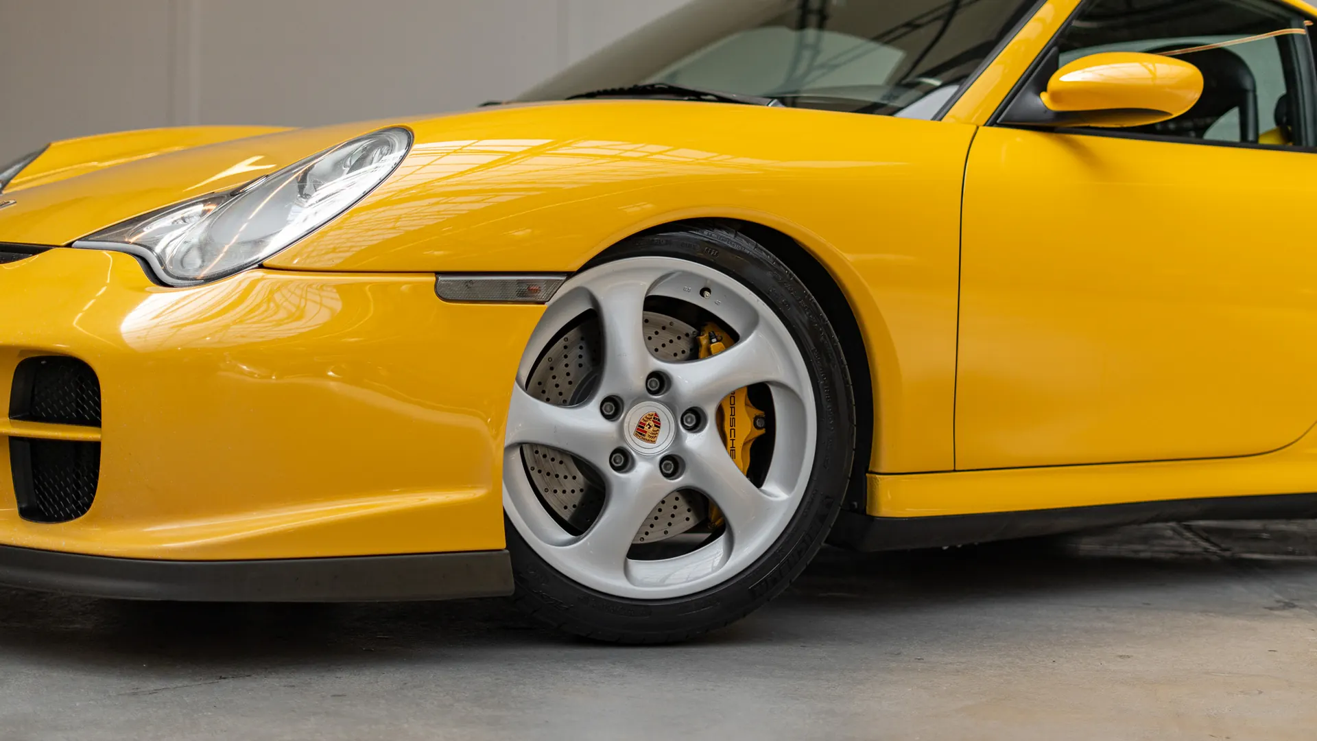 Porsche 911 — photo 38