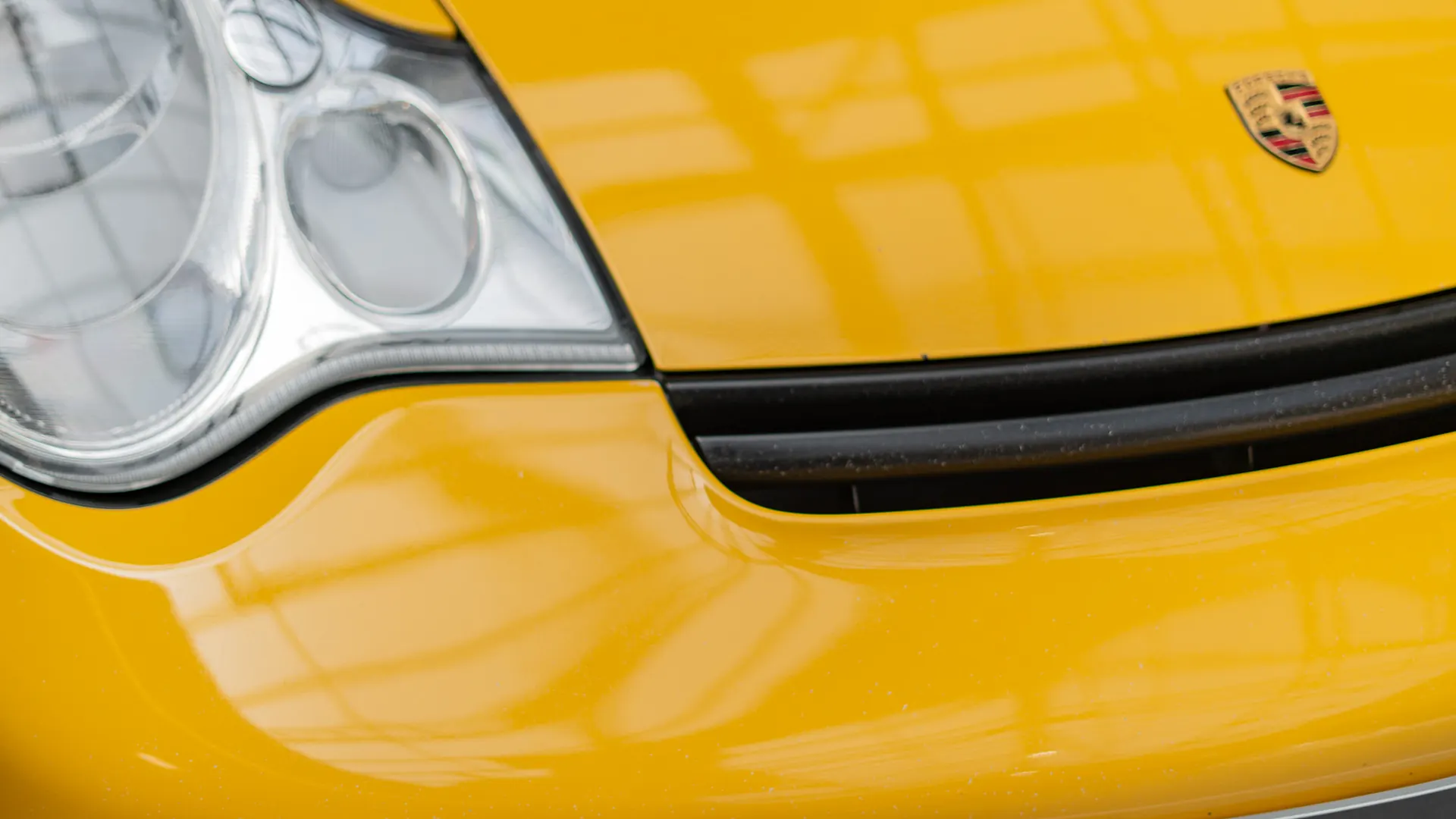 Porsche 911 — photo 36