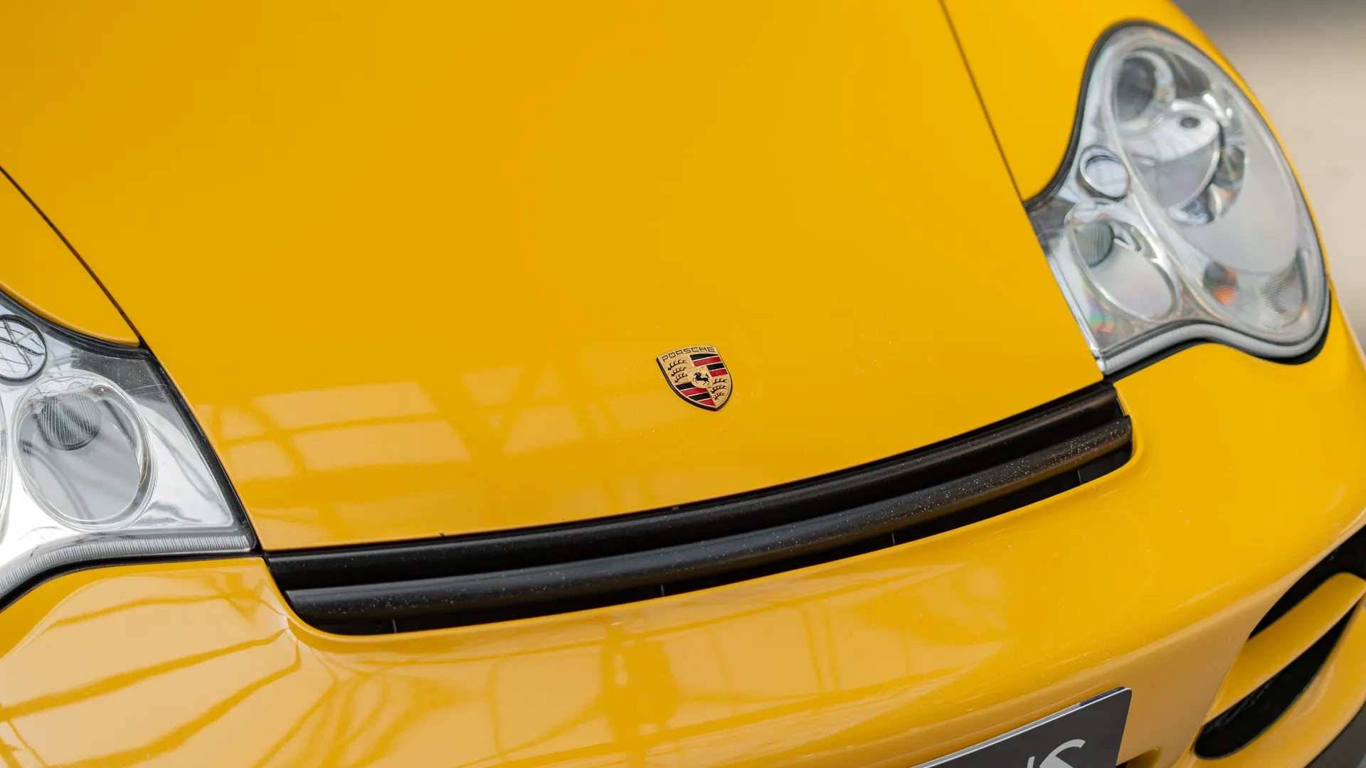 Porsche 911 — photo 35