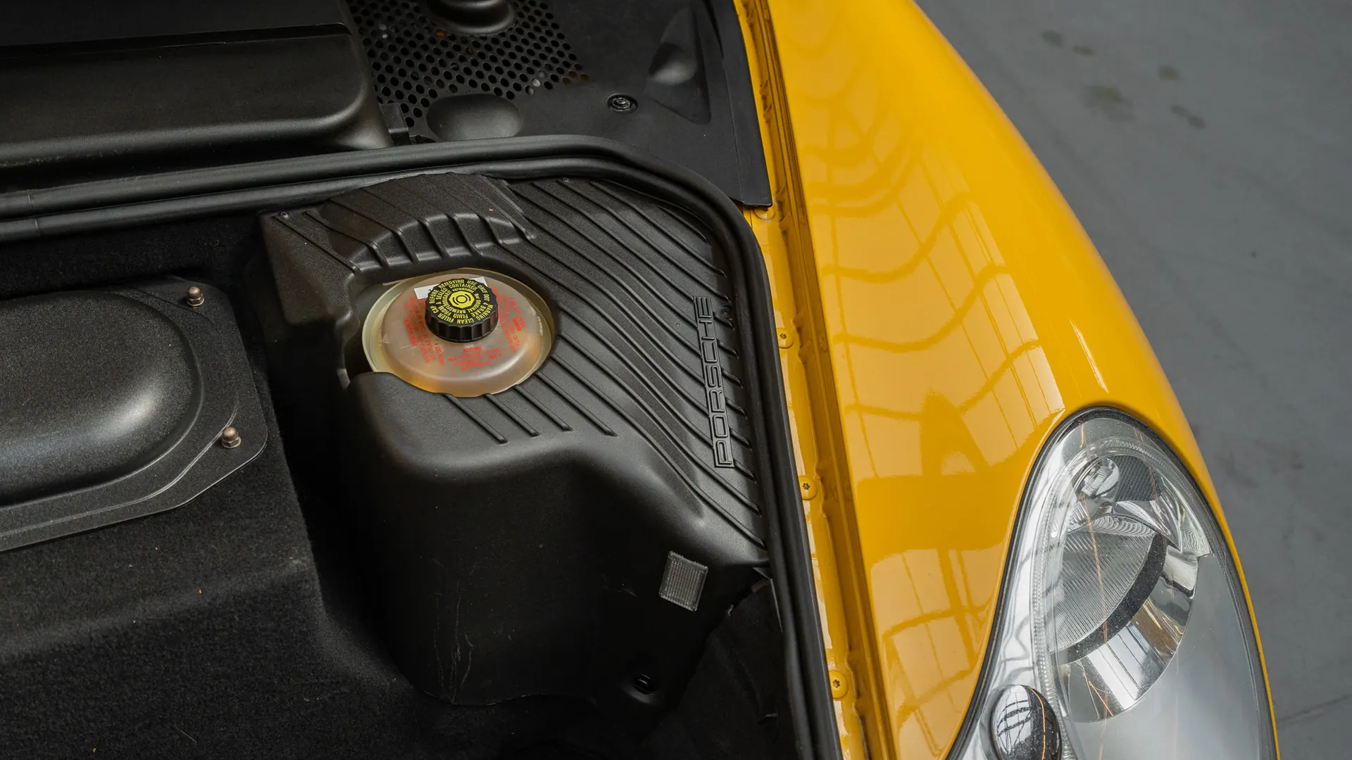 Porsche 911 — photo 30