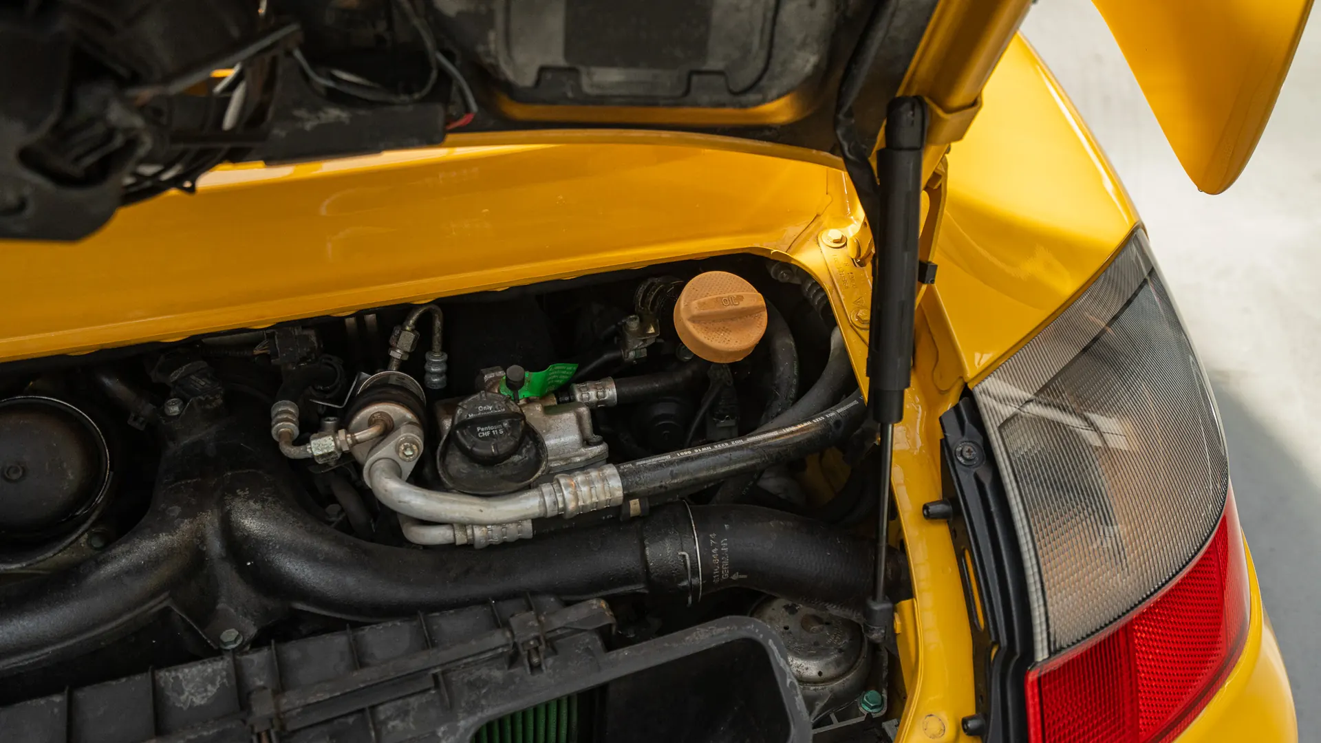 Porsche 911 — photo 49