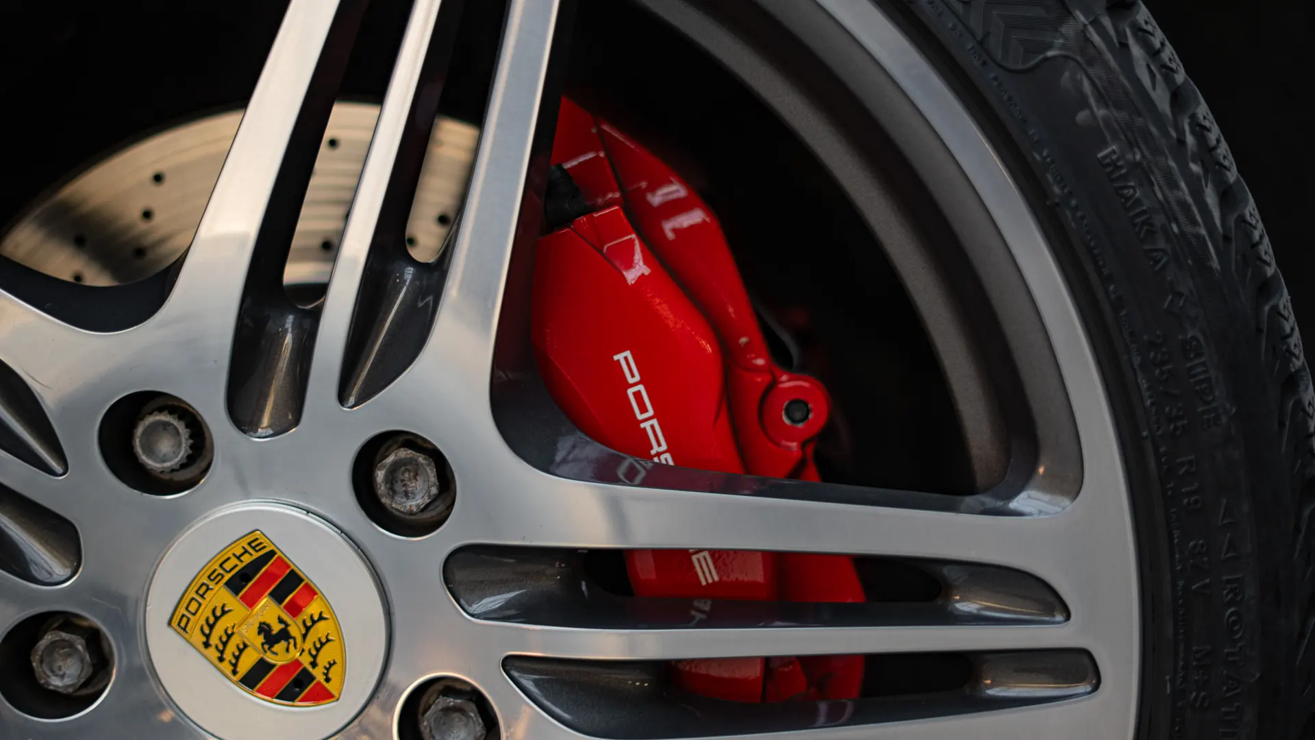 Porsche 911 — photo 35