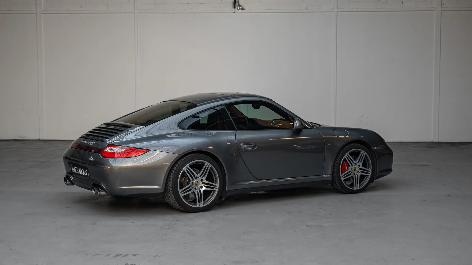 Porsche 911 — photo 2
