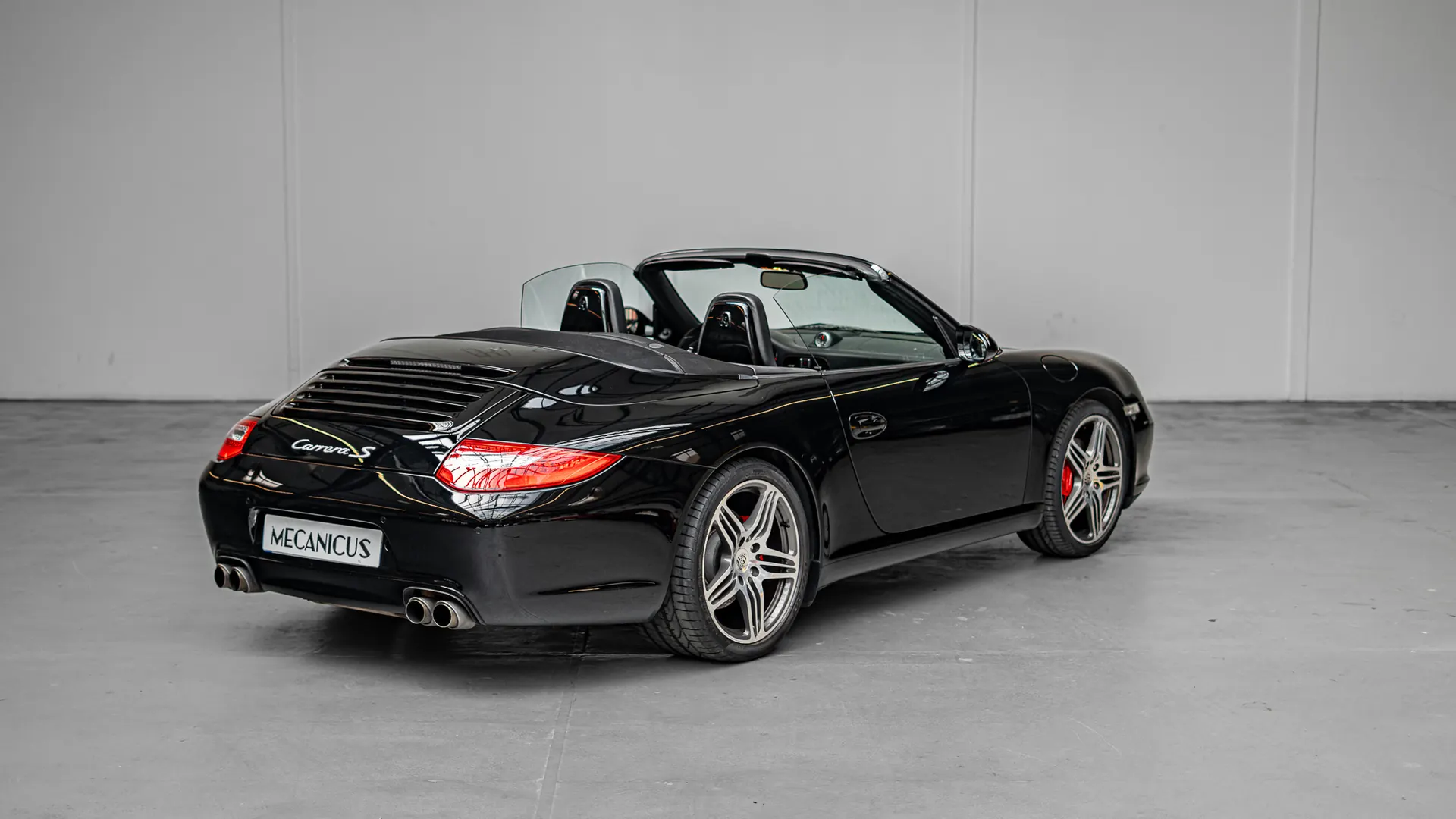 Porsche 911 — photo 2
