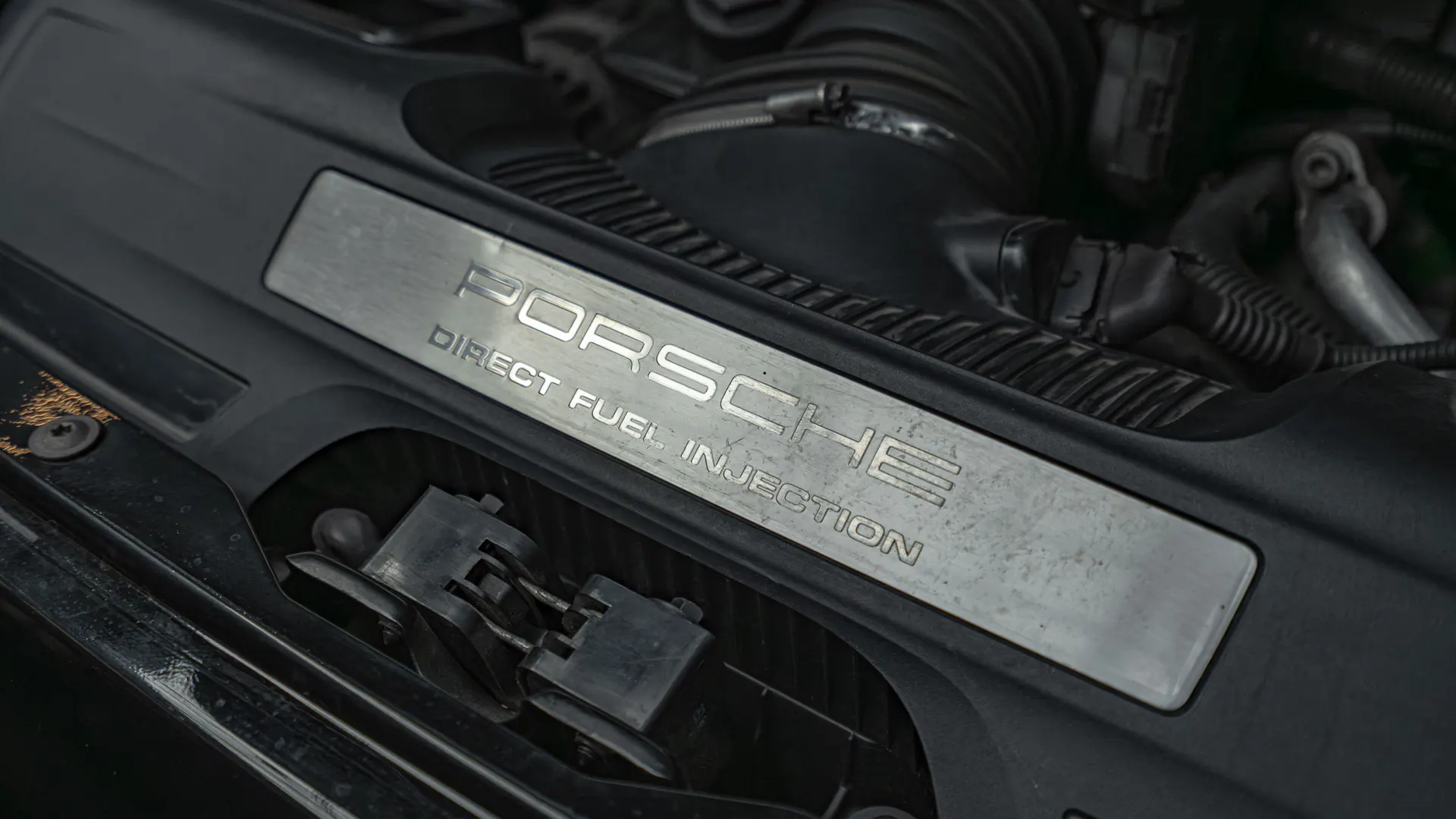 Porsche 911 — photo 35