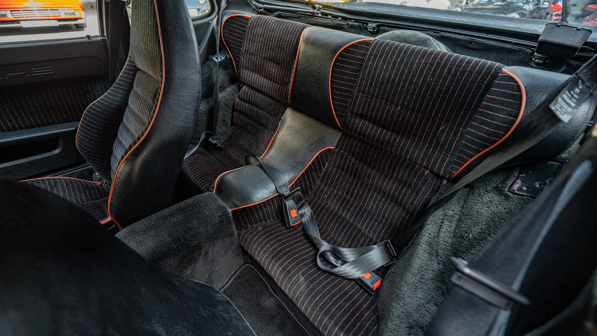 Porsche 924 — photo 12