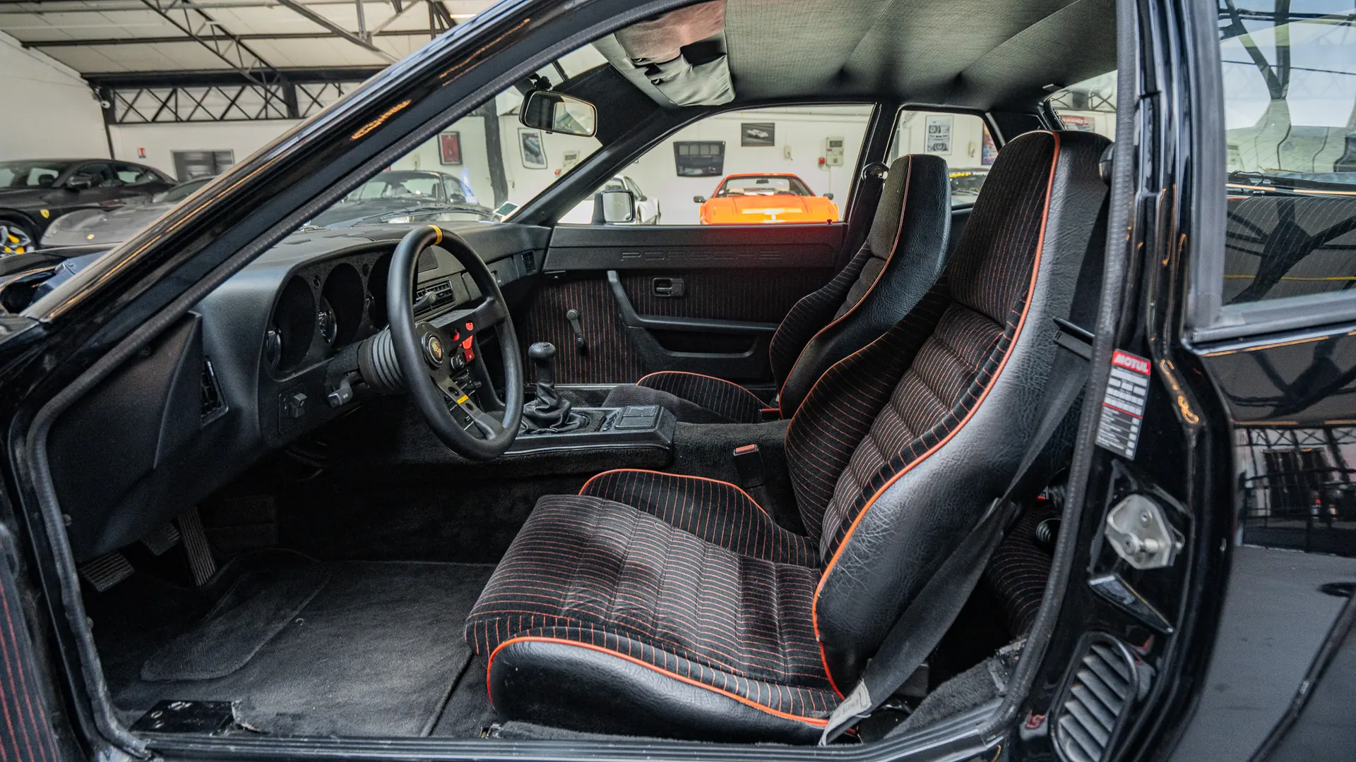 Porsche 924 — photo 9