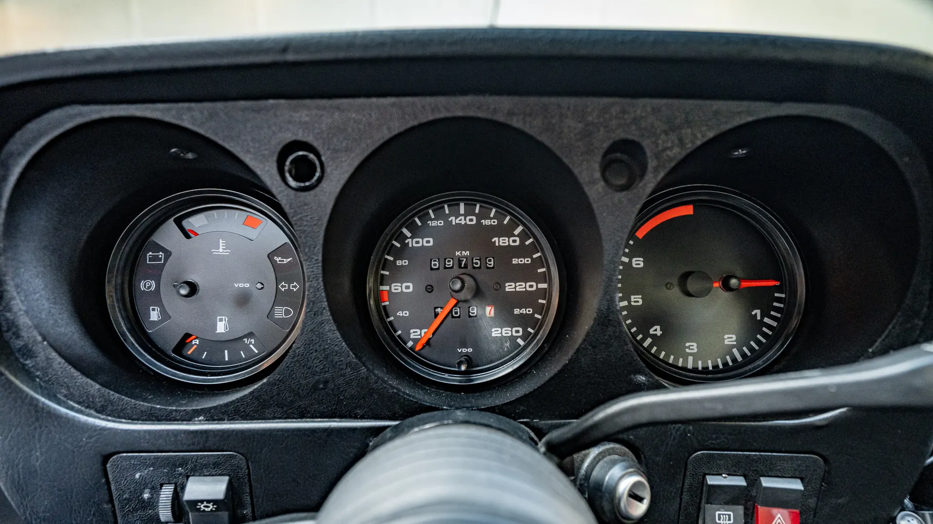 Porsche 924 — photo 14