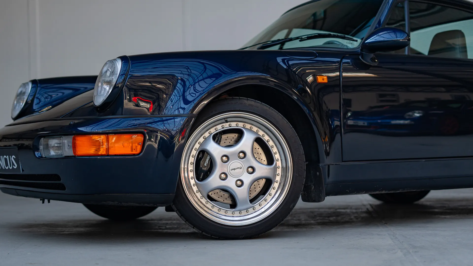 Porsche 964 — photo 27