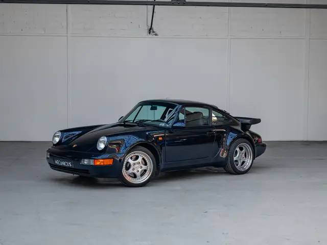Porsche 964