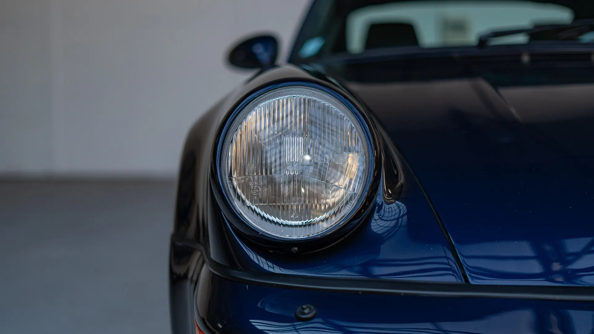 Porsche 964 — photo 23