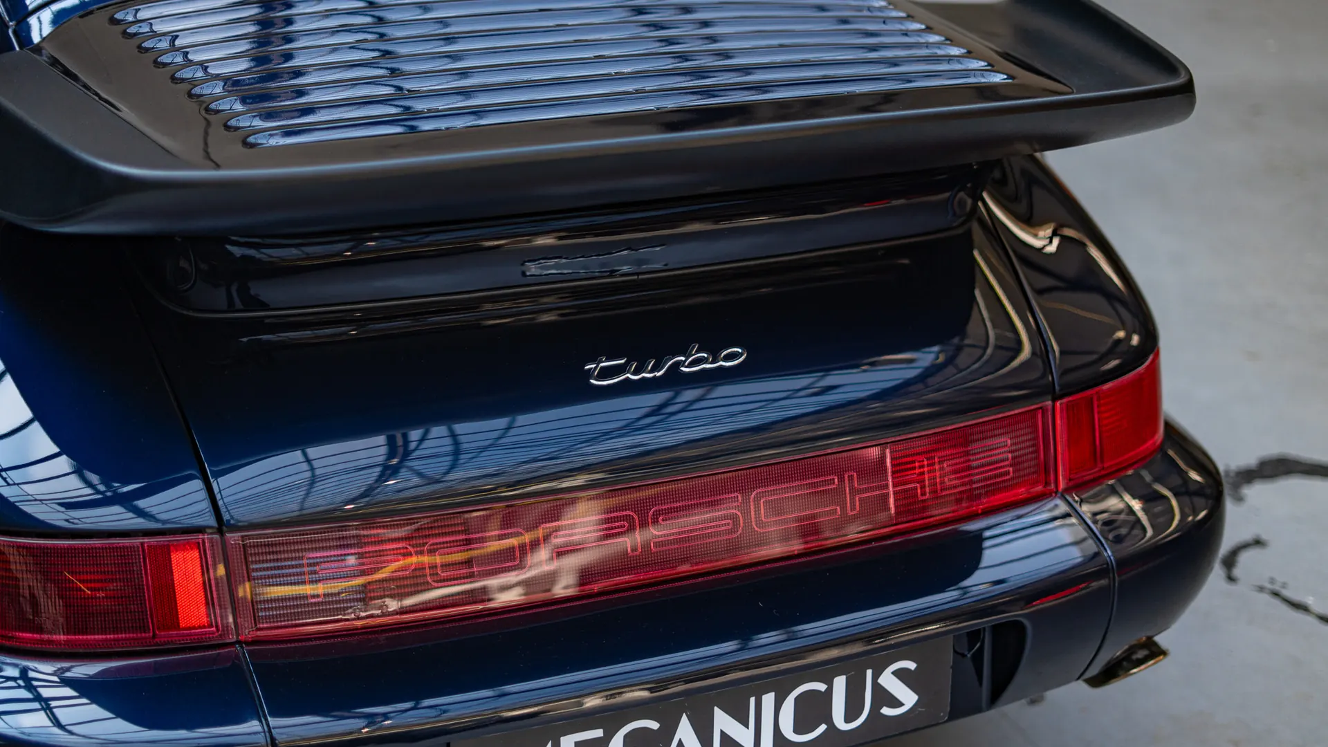 Porsche 964 — photo 29