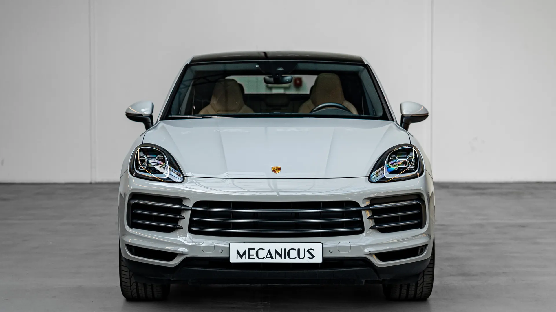 Porsche Cayenne — photo 3