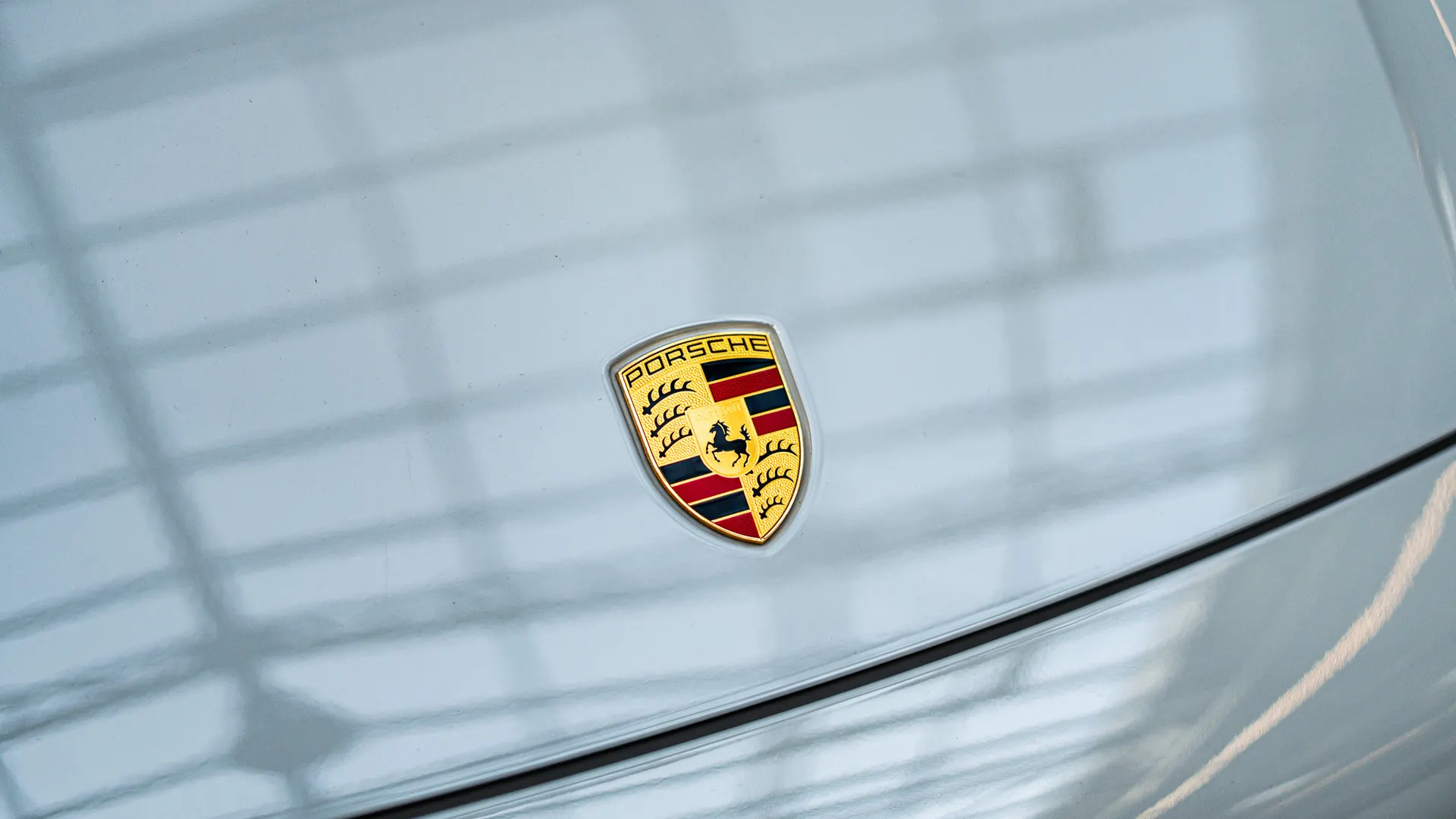 Porsche Cayenne — photo 33