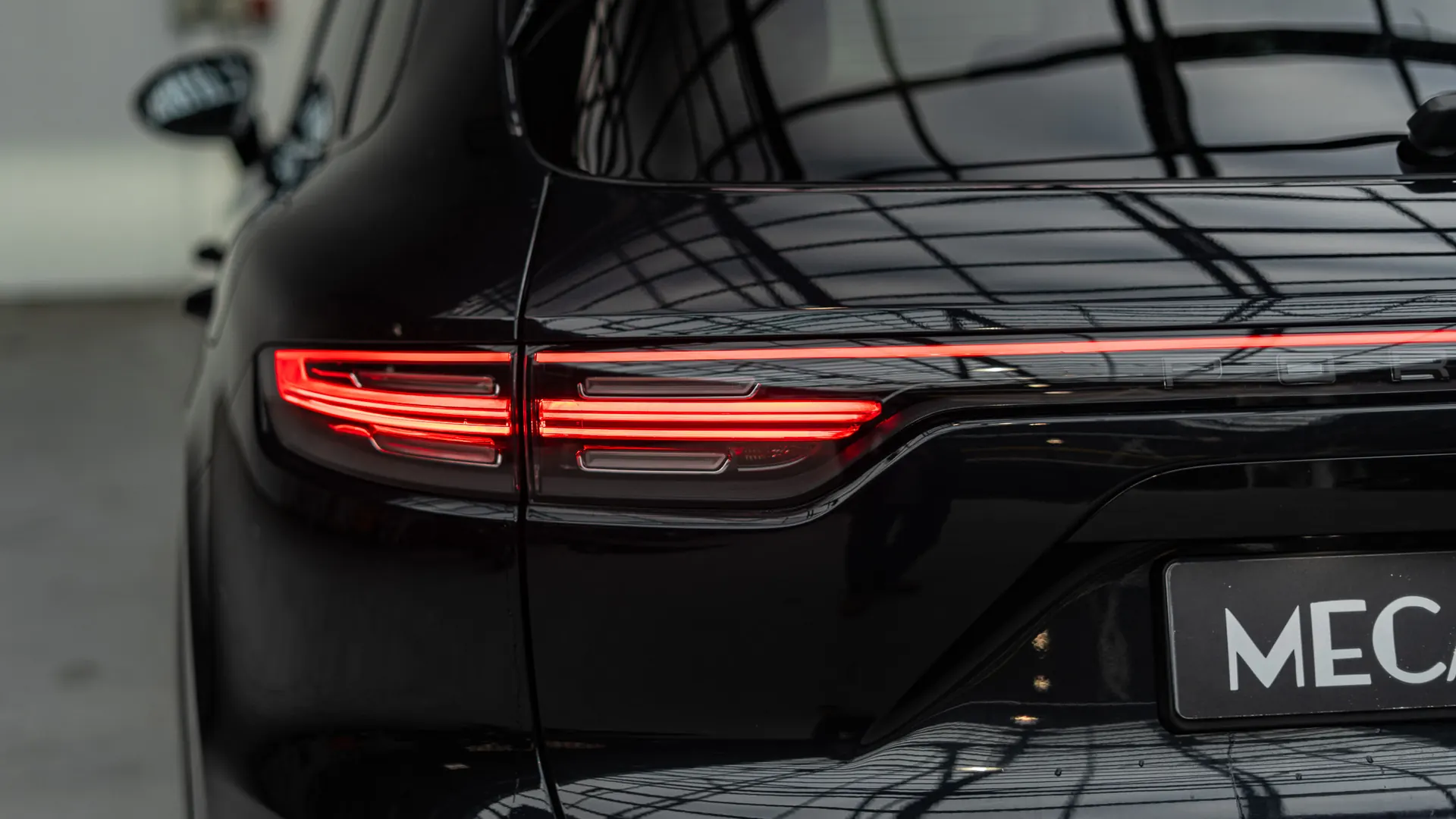 Porsche Cayenne — photo 39