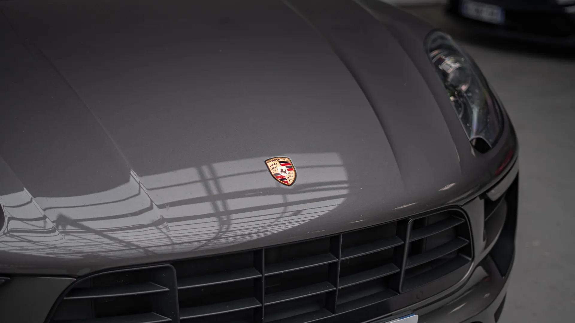 Porsche Macan — photo 32