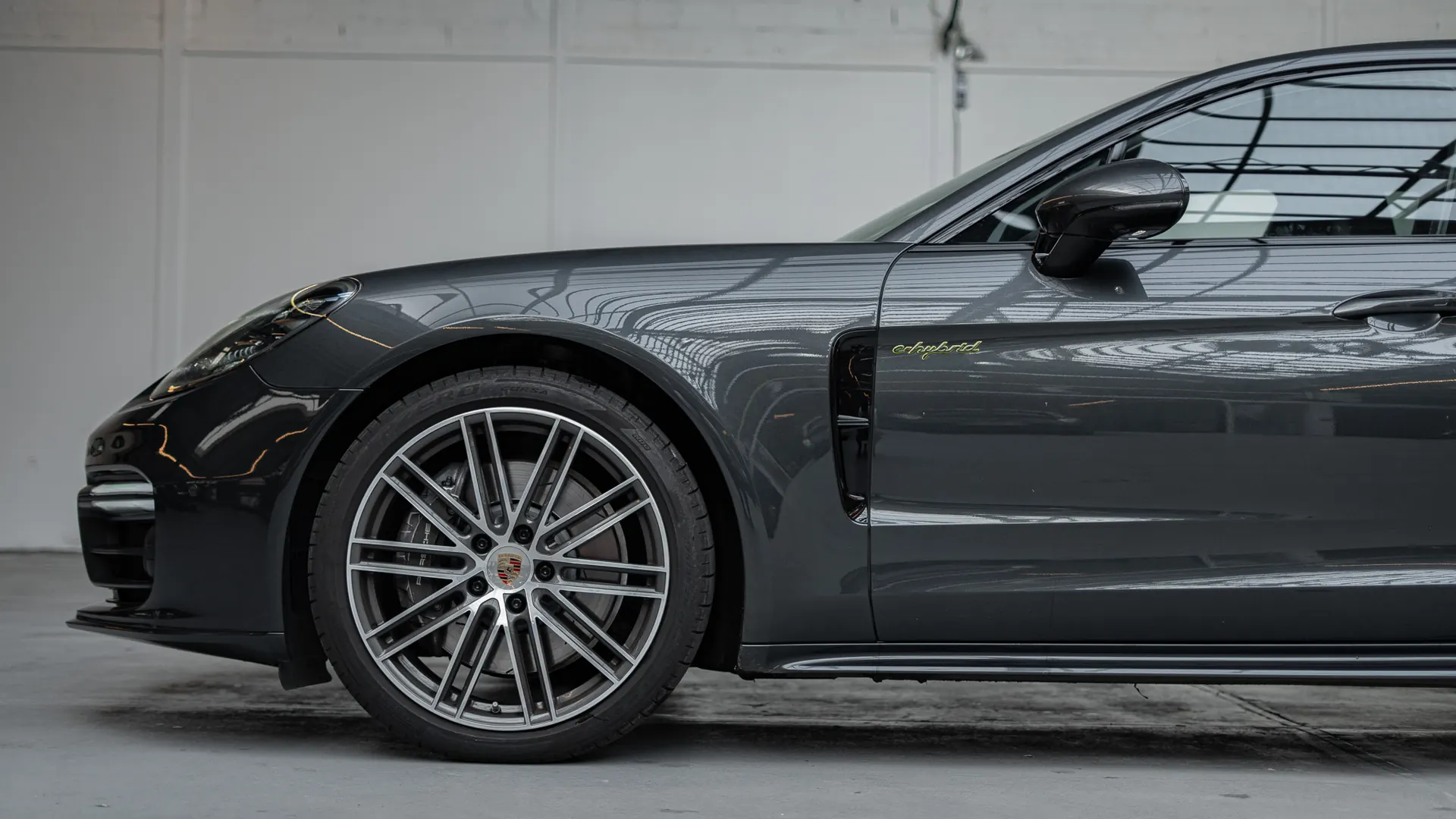 Porsche Panamera — photo 6