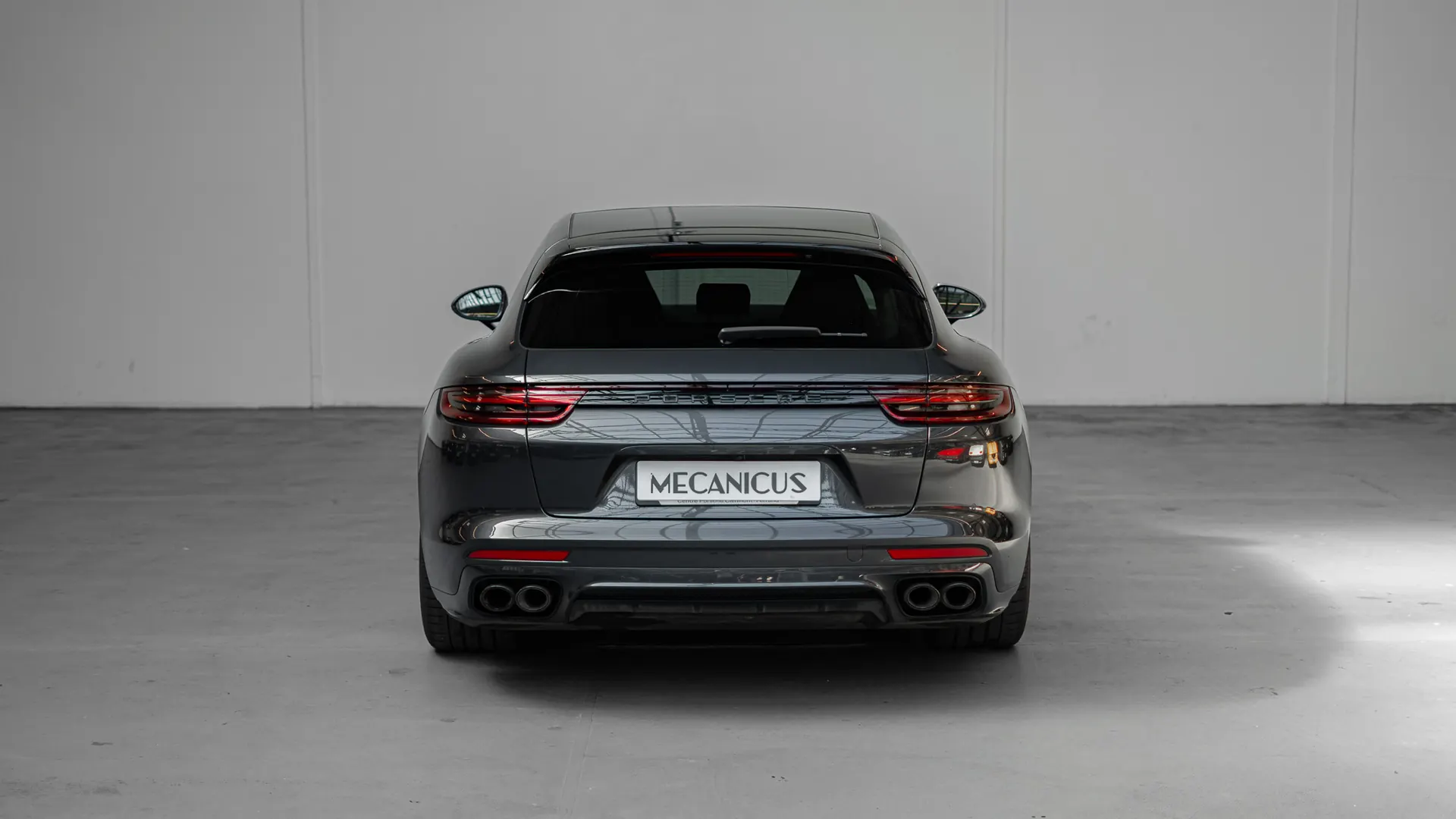 Porsche Panamera — photo 4