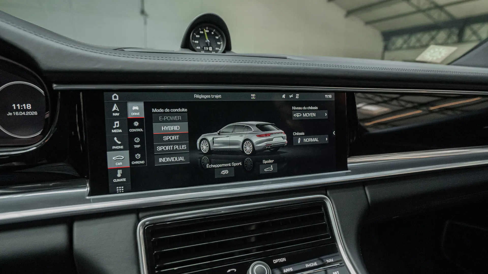 Porsche Panamera — photo 16