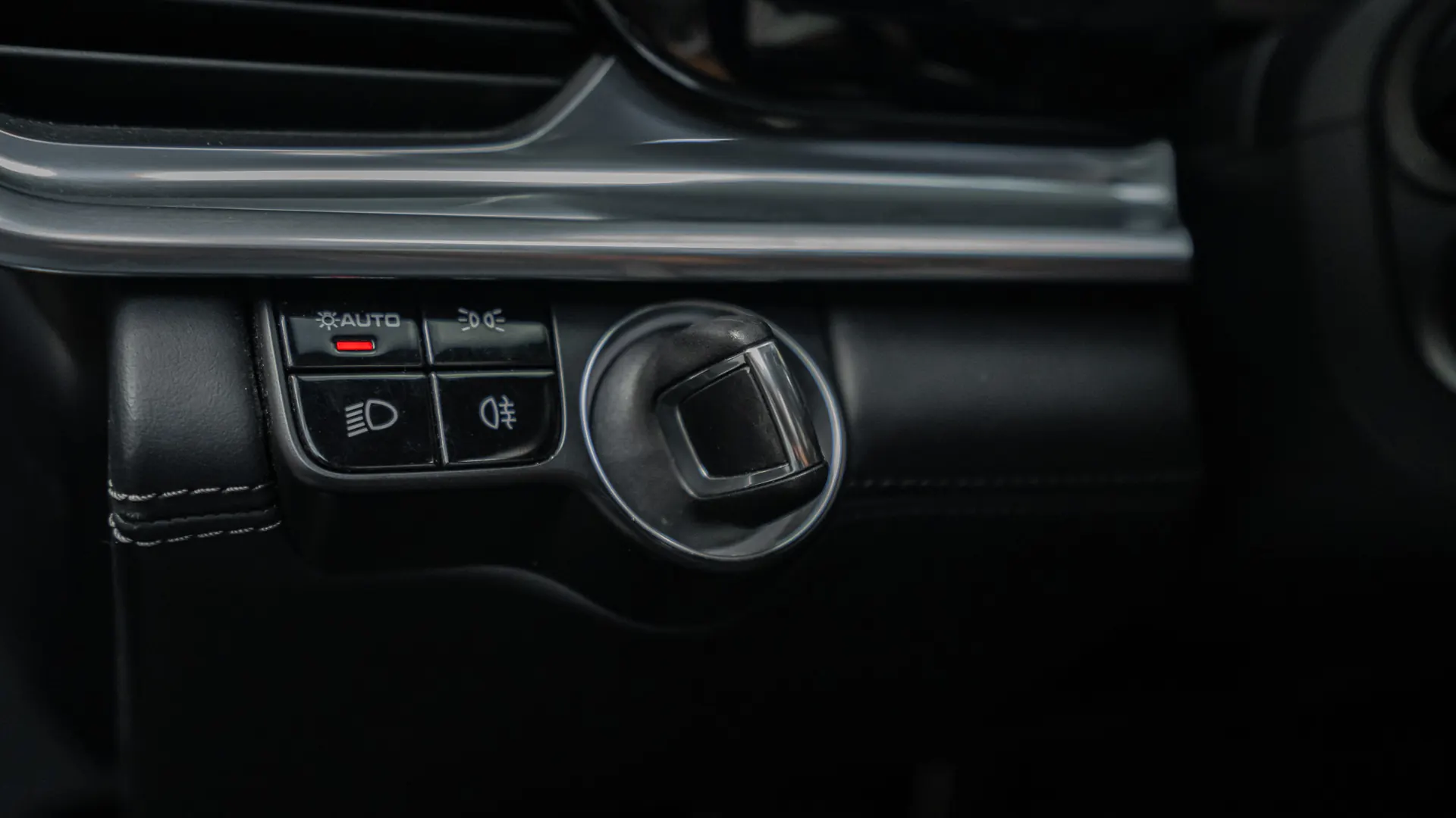 Porsche Panamera — photo 30