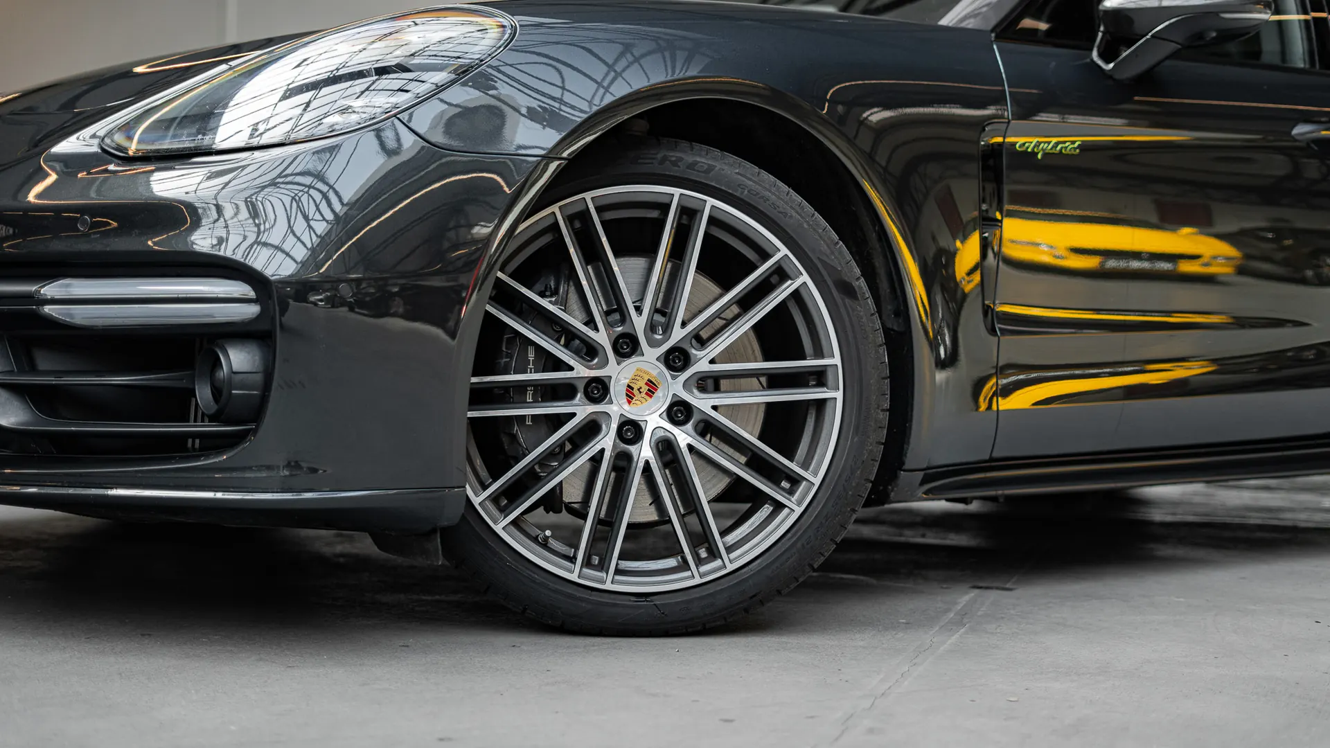 Porsche Panamera — photo 34