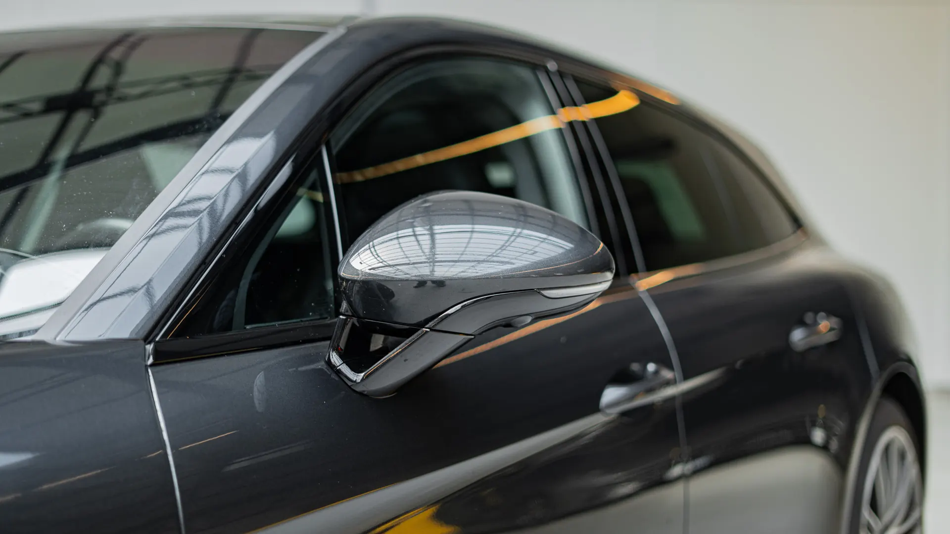 Porsche Panamera — photo 38