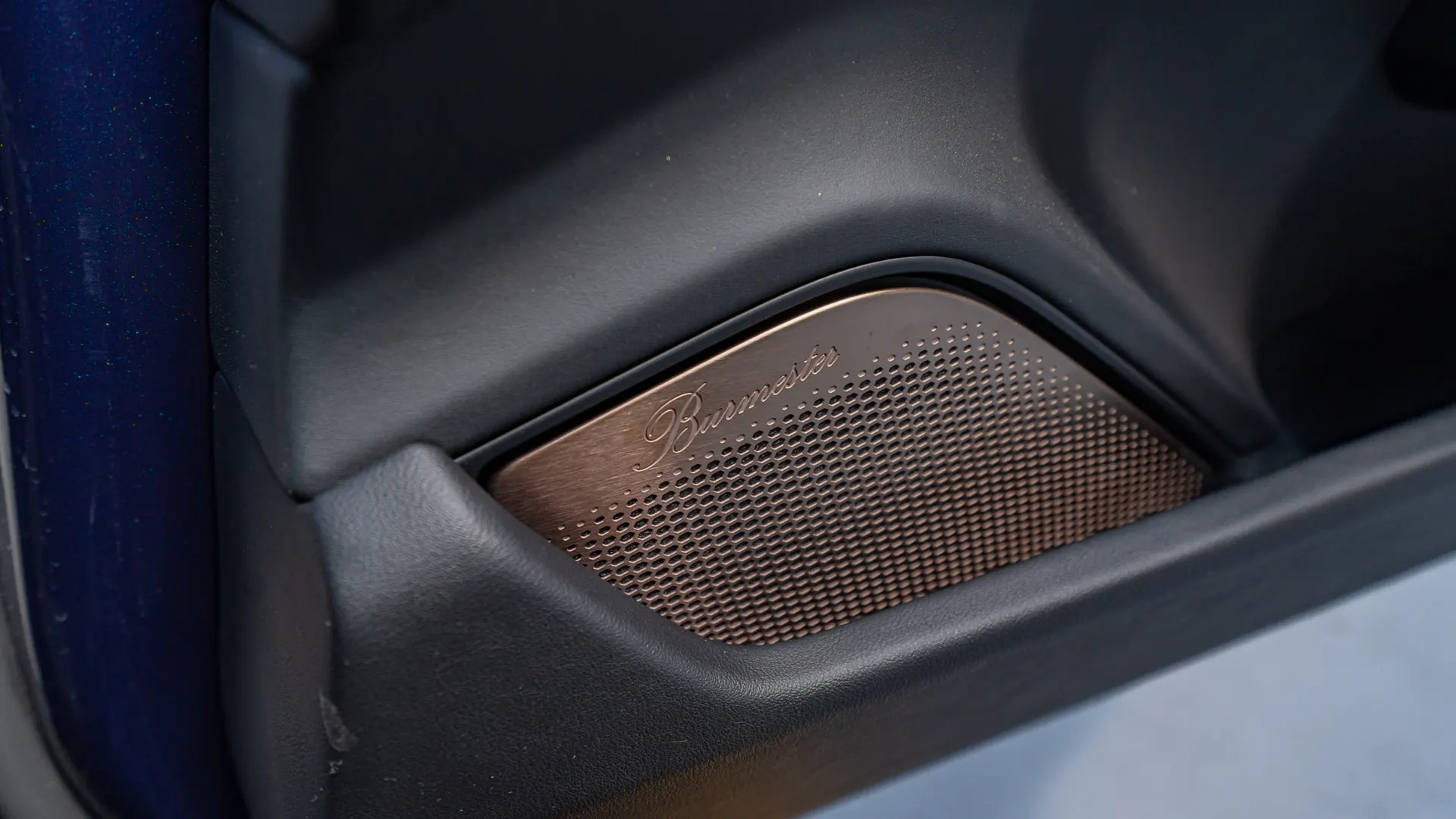 Porsche Taycan — photo 29