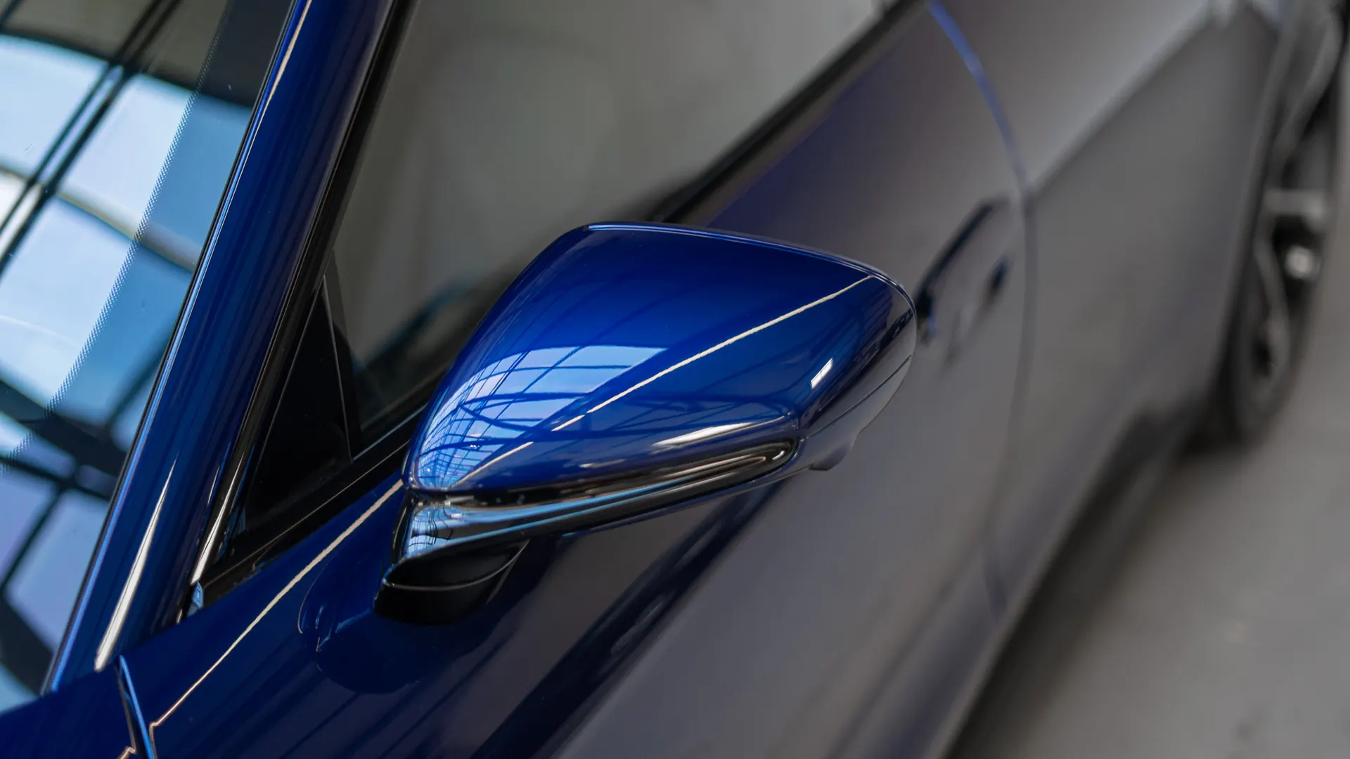 Porsche Taycan — photo 34