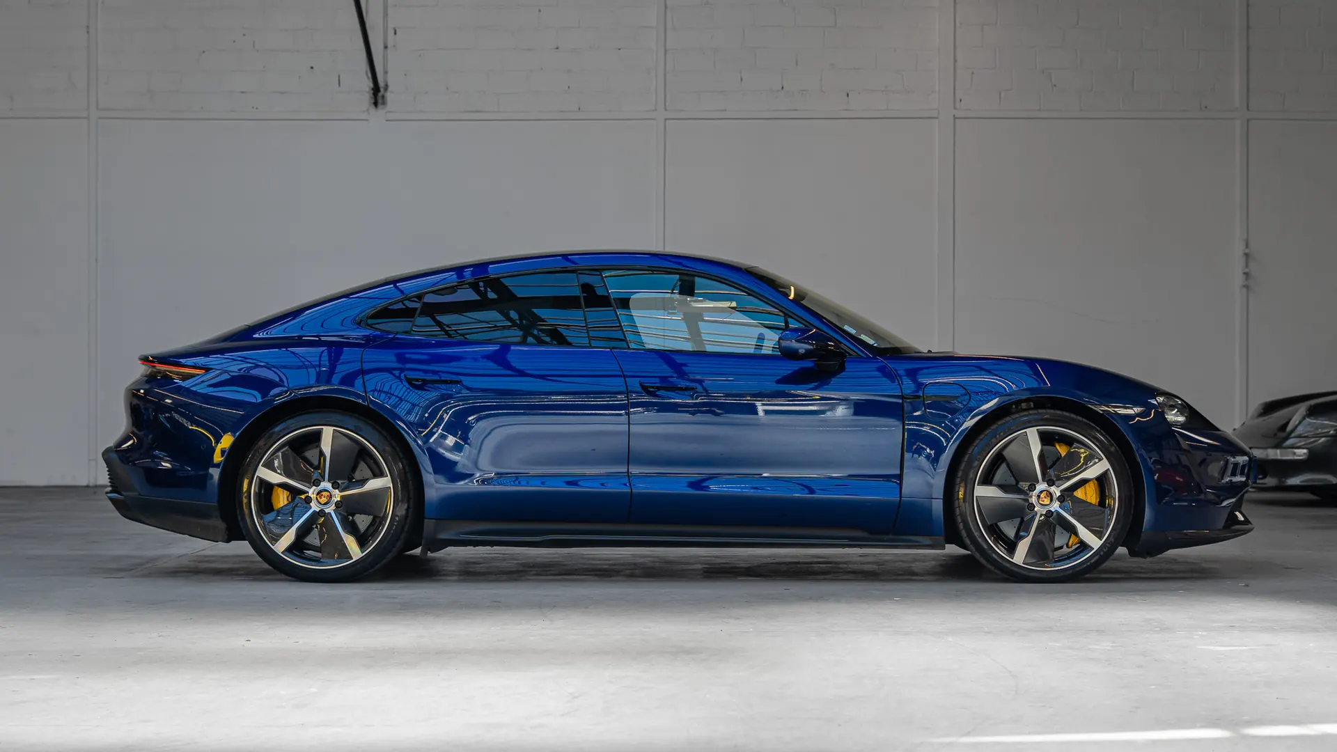 Porsche Taycan — photo 5