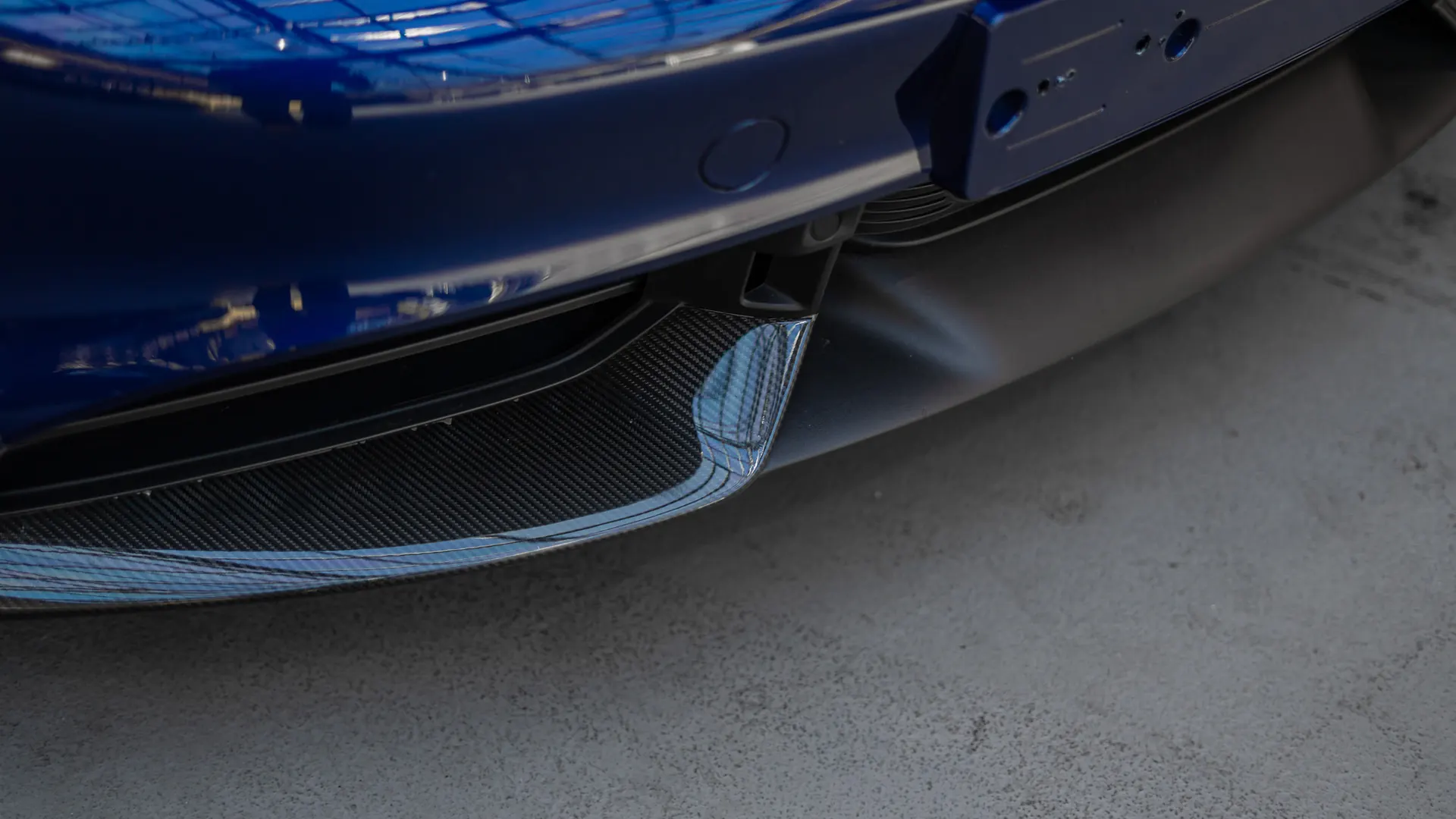 Porsche Taycan — photo 33
