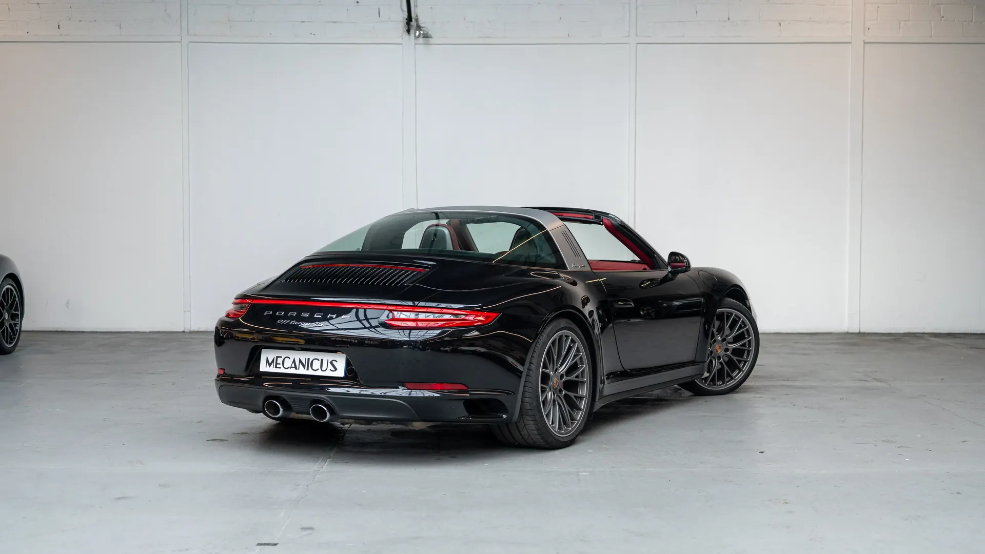 Porsche 911 — photo 3