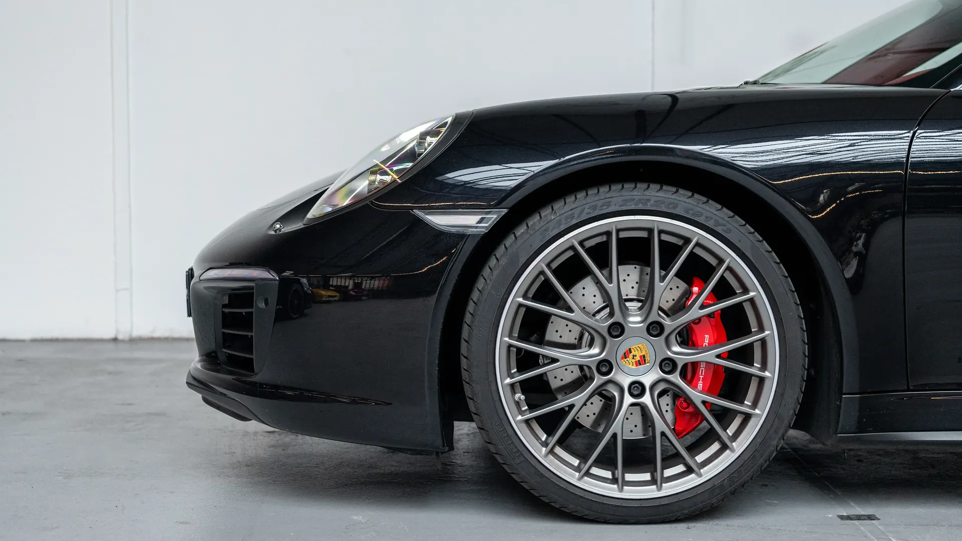 Porsche 911 — photo 7