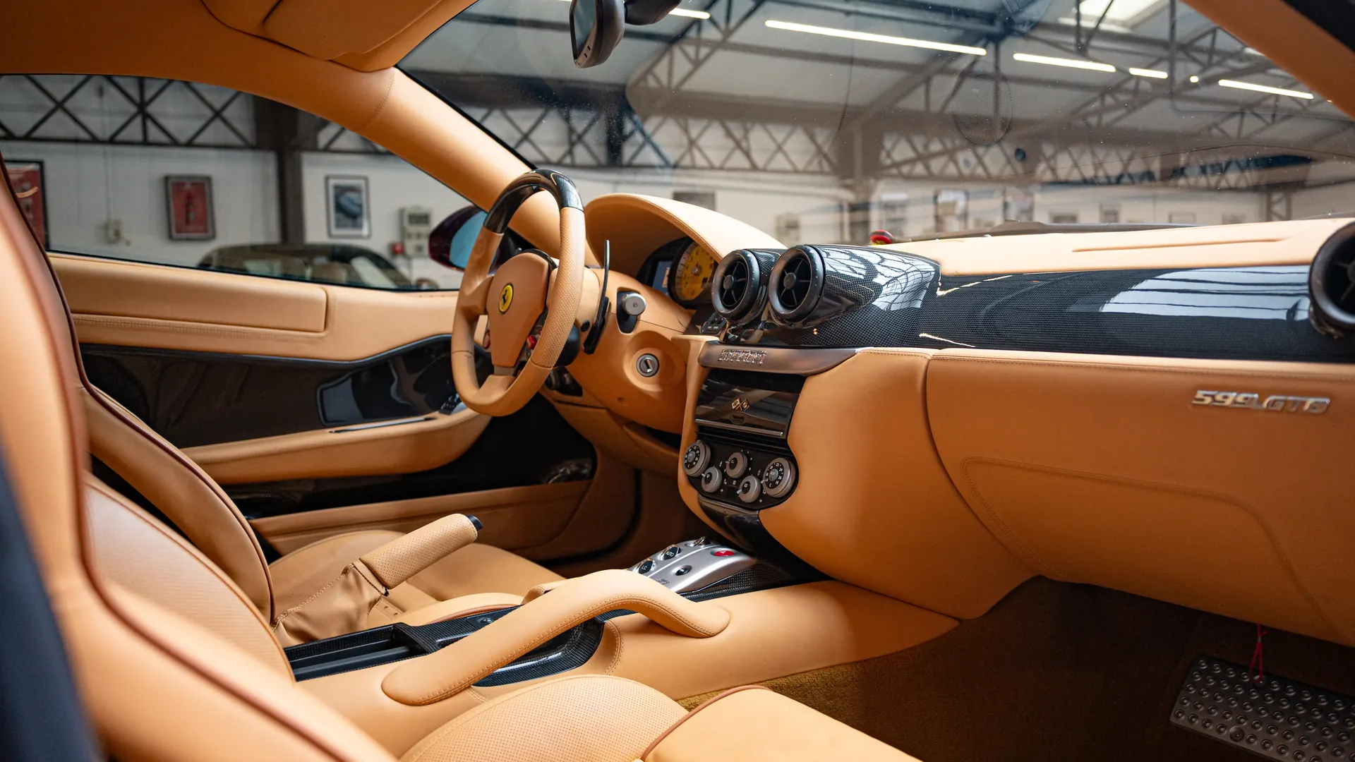Ferrari 599 — photo 15