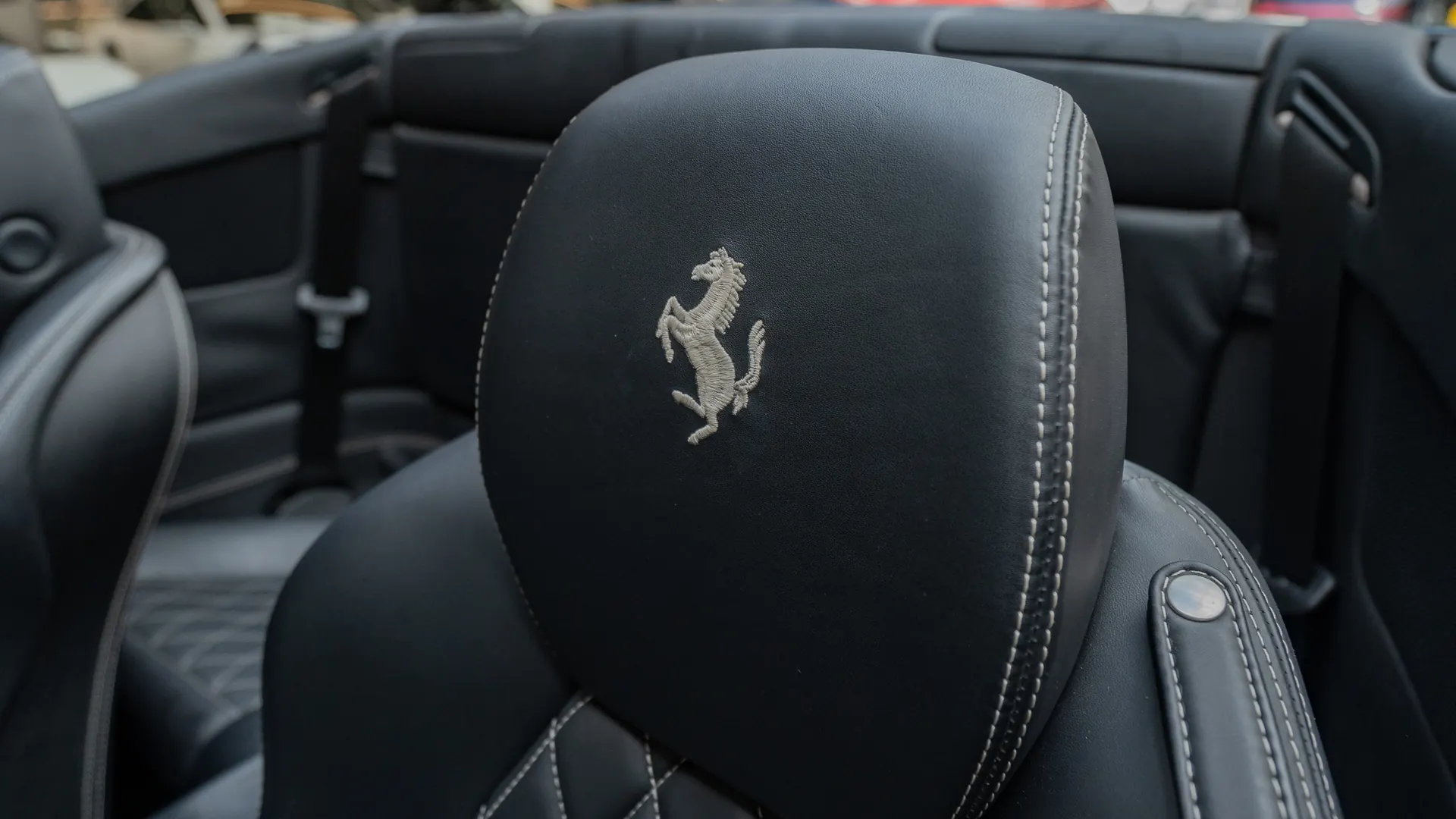 Ferrari California — photo 16