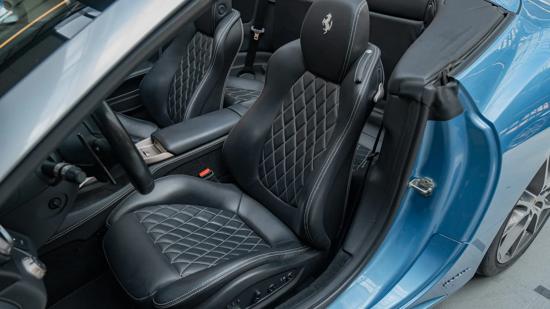 Ferrari California — photo 11