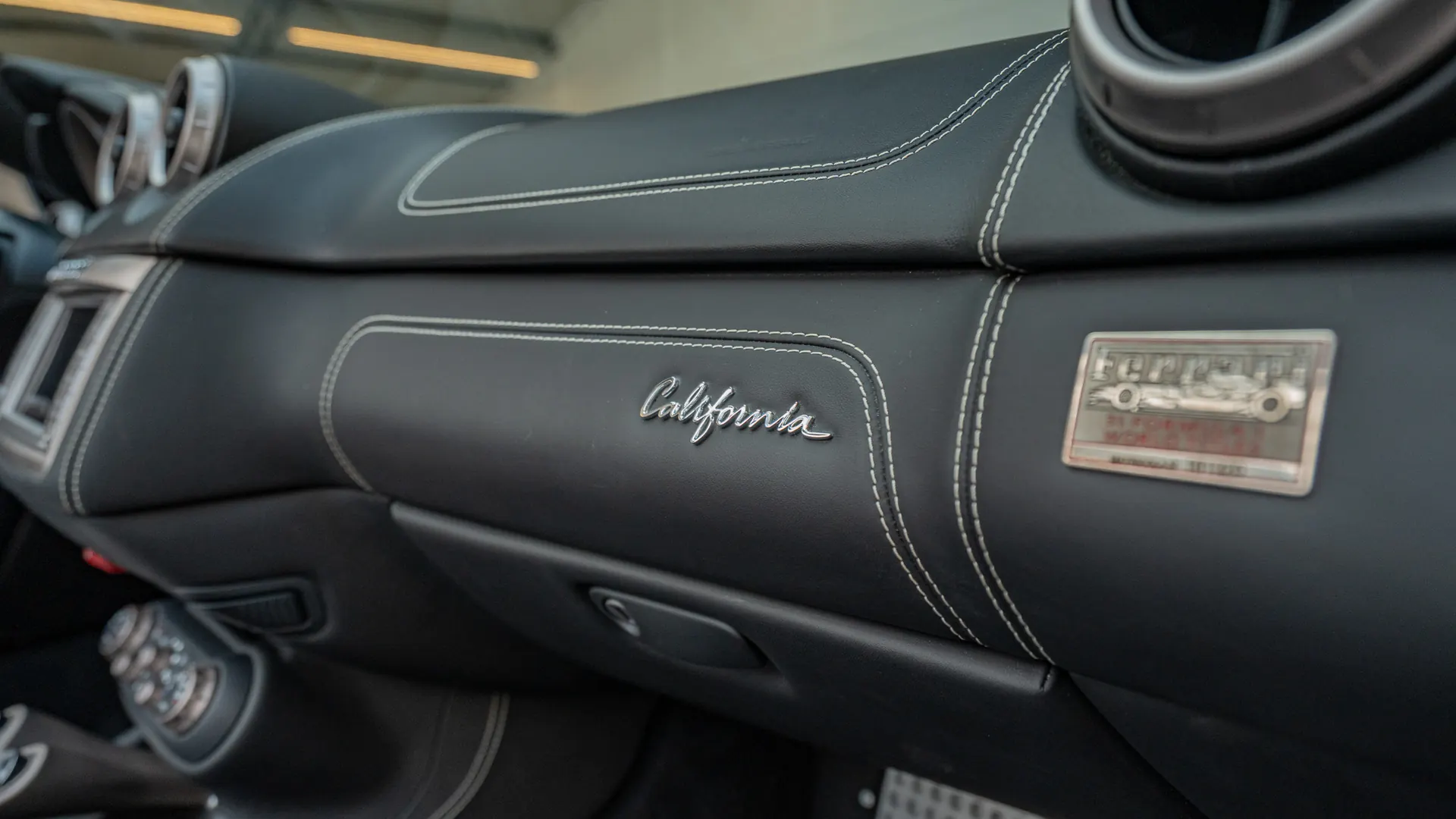 Ferrari California — photo 28
