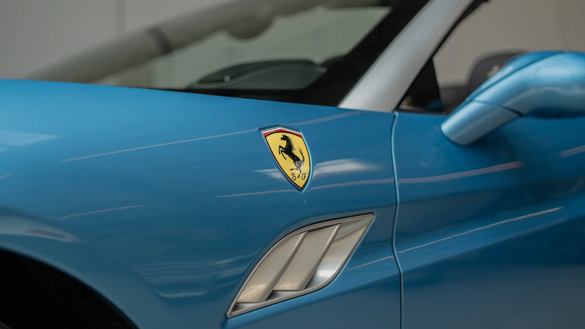 Ferrari California — photo 42