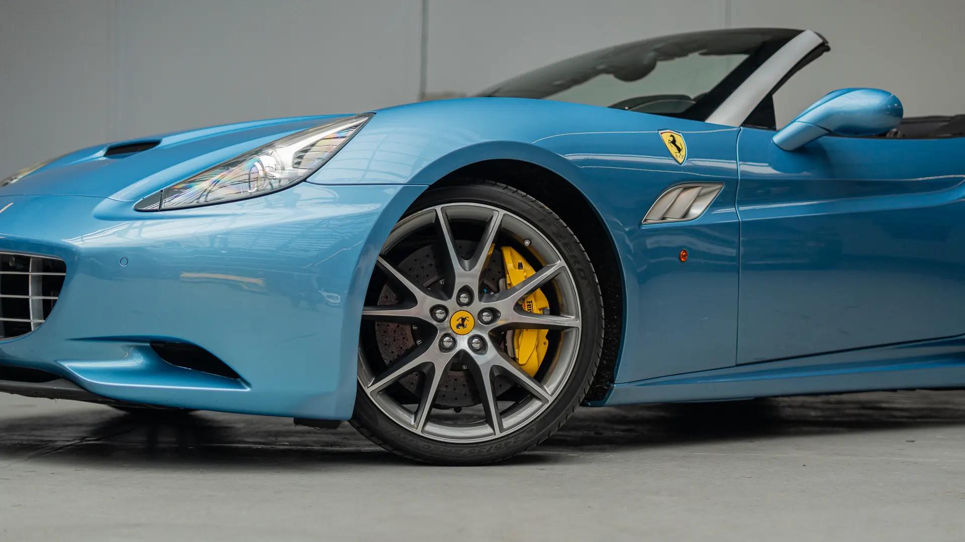 Ferrari California — photo 35