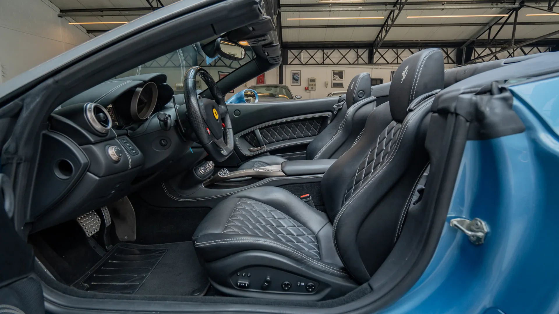 Ferrari California — photo 10