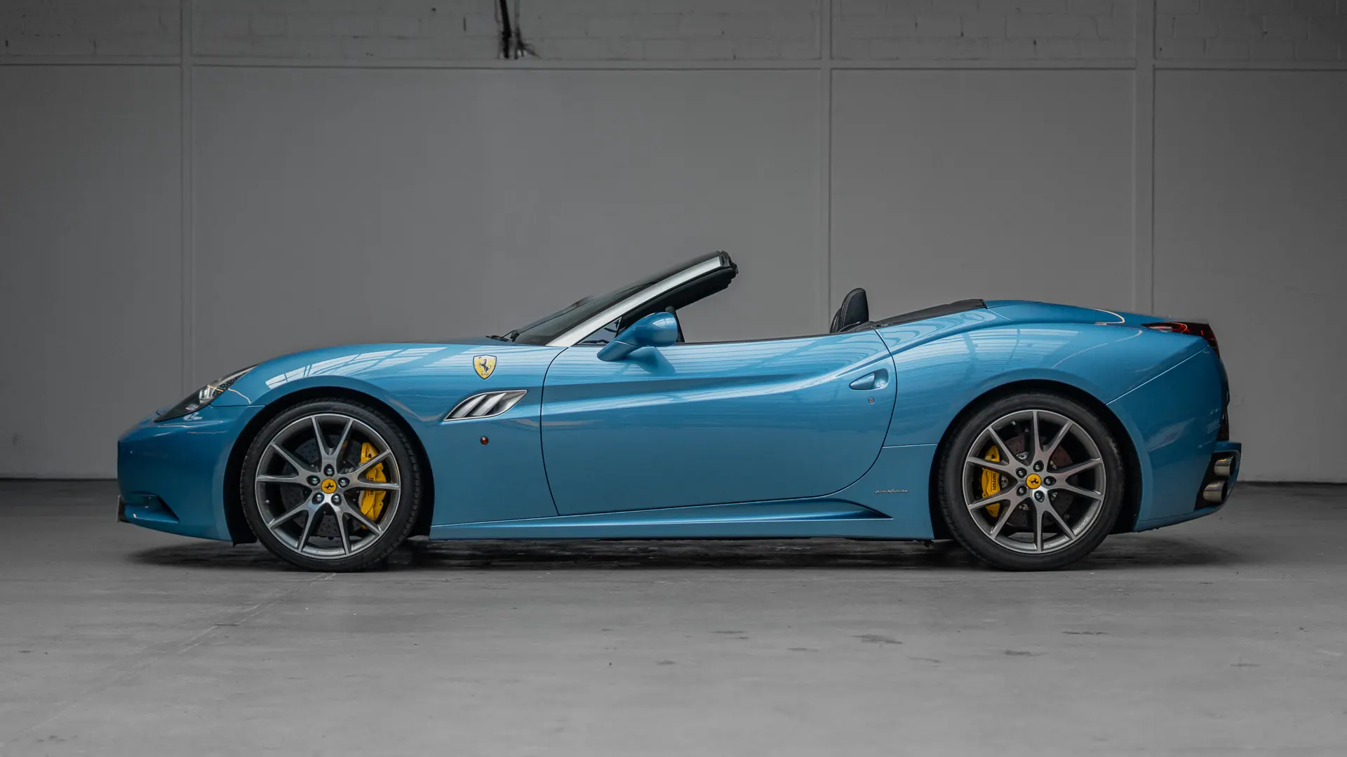 Ferrari California — photo 6