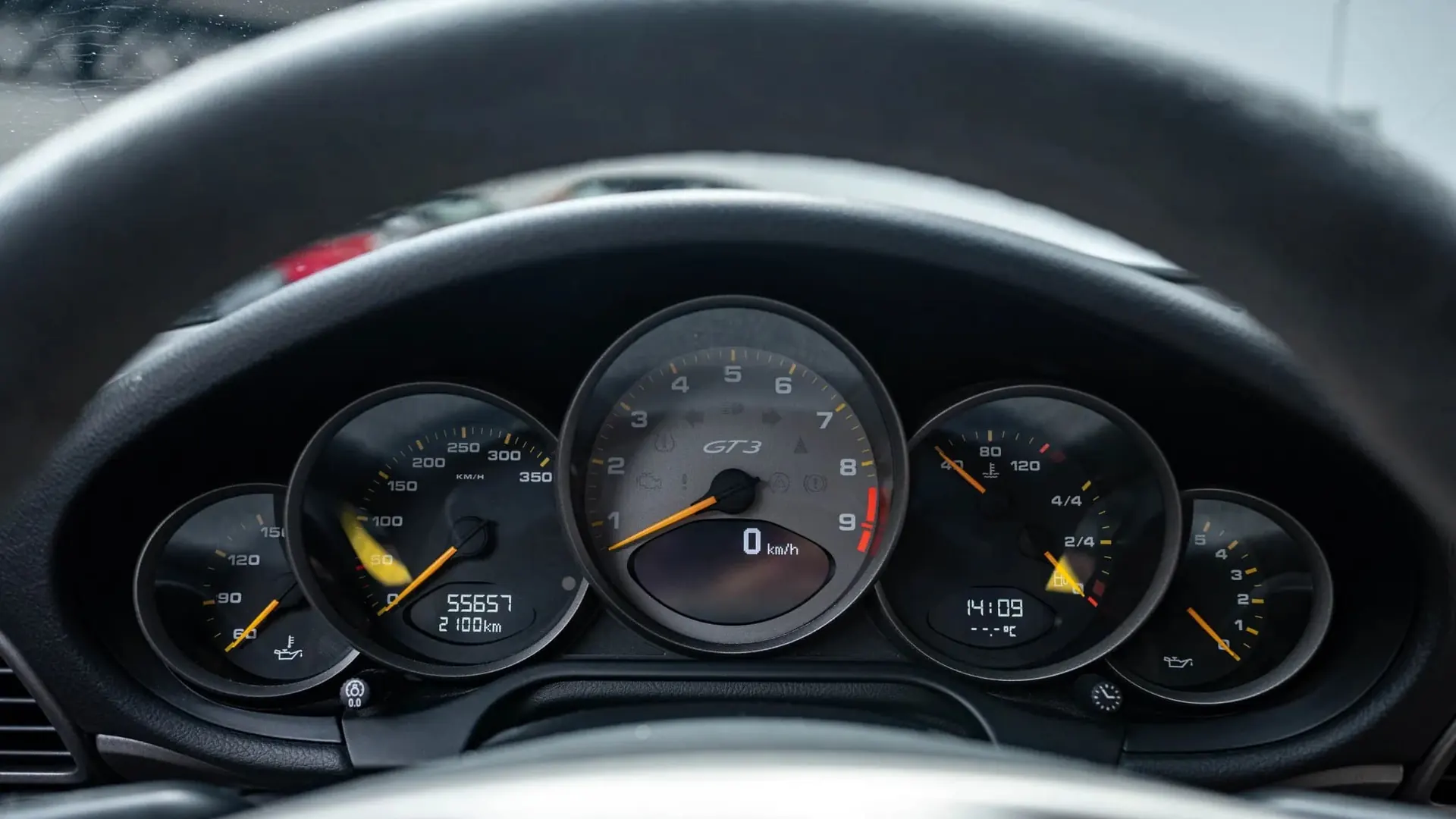 Porsche 911 — photo 10