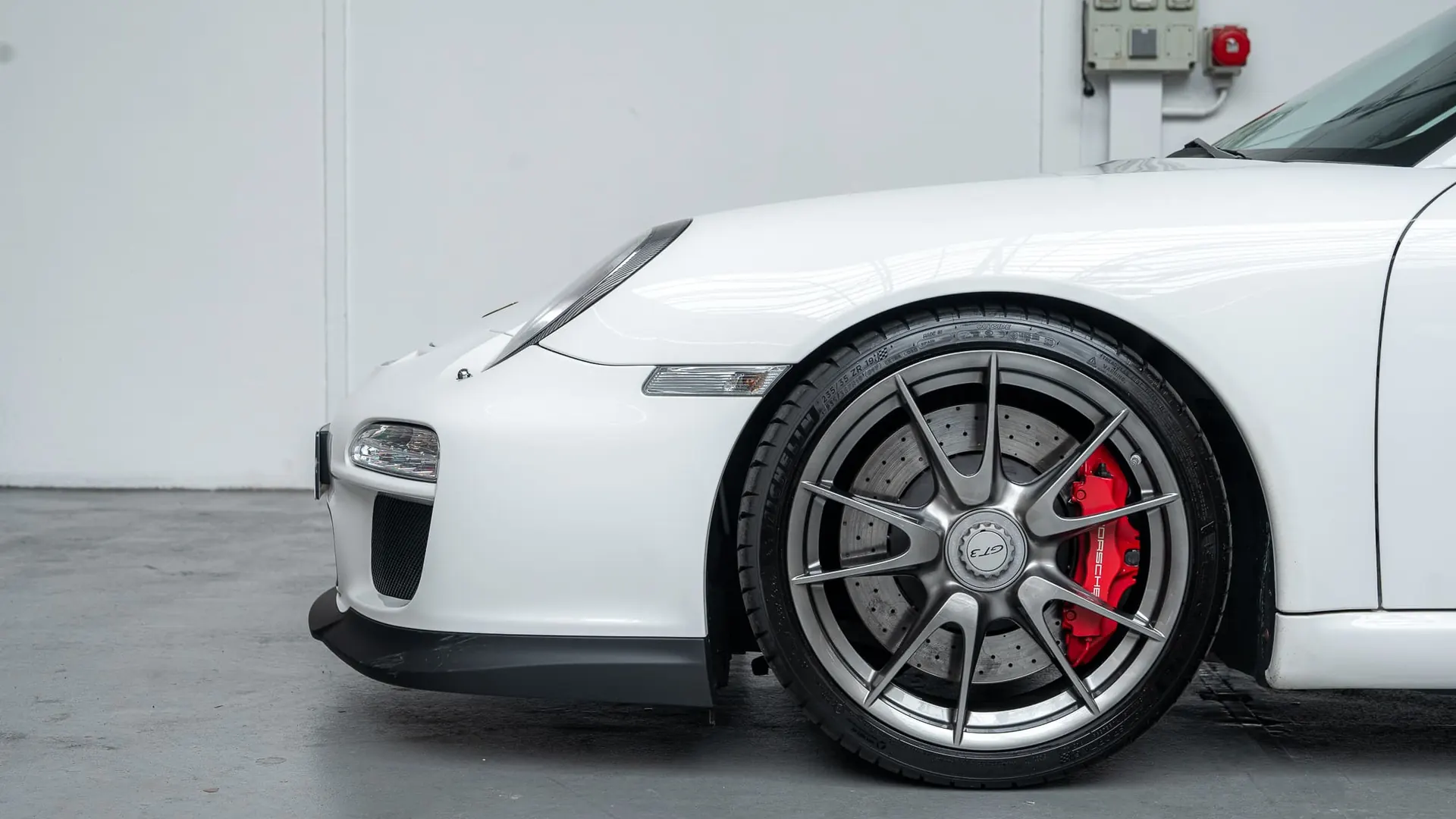 Porsche 911 — photo 6