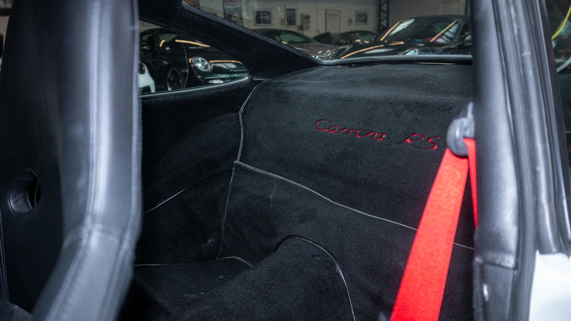 Porsche 964 — photo 24